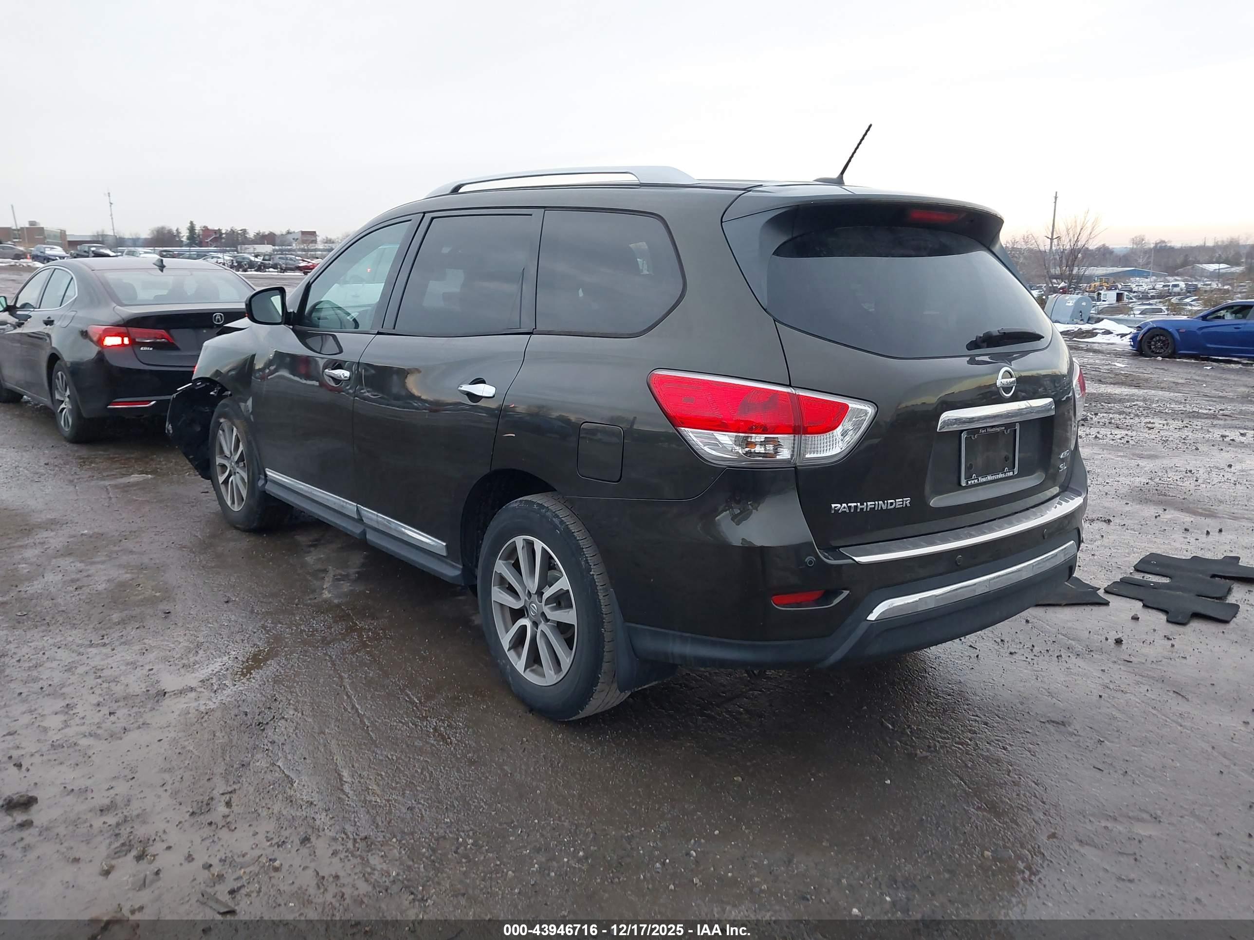 NISSAN PATHFINDER image 3