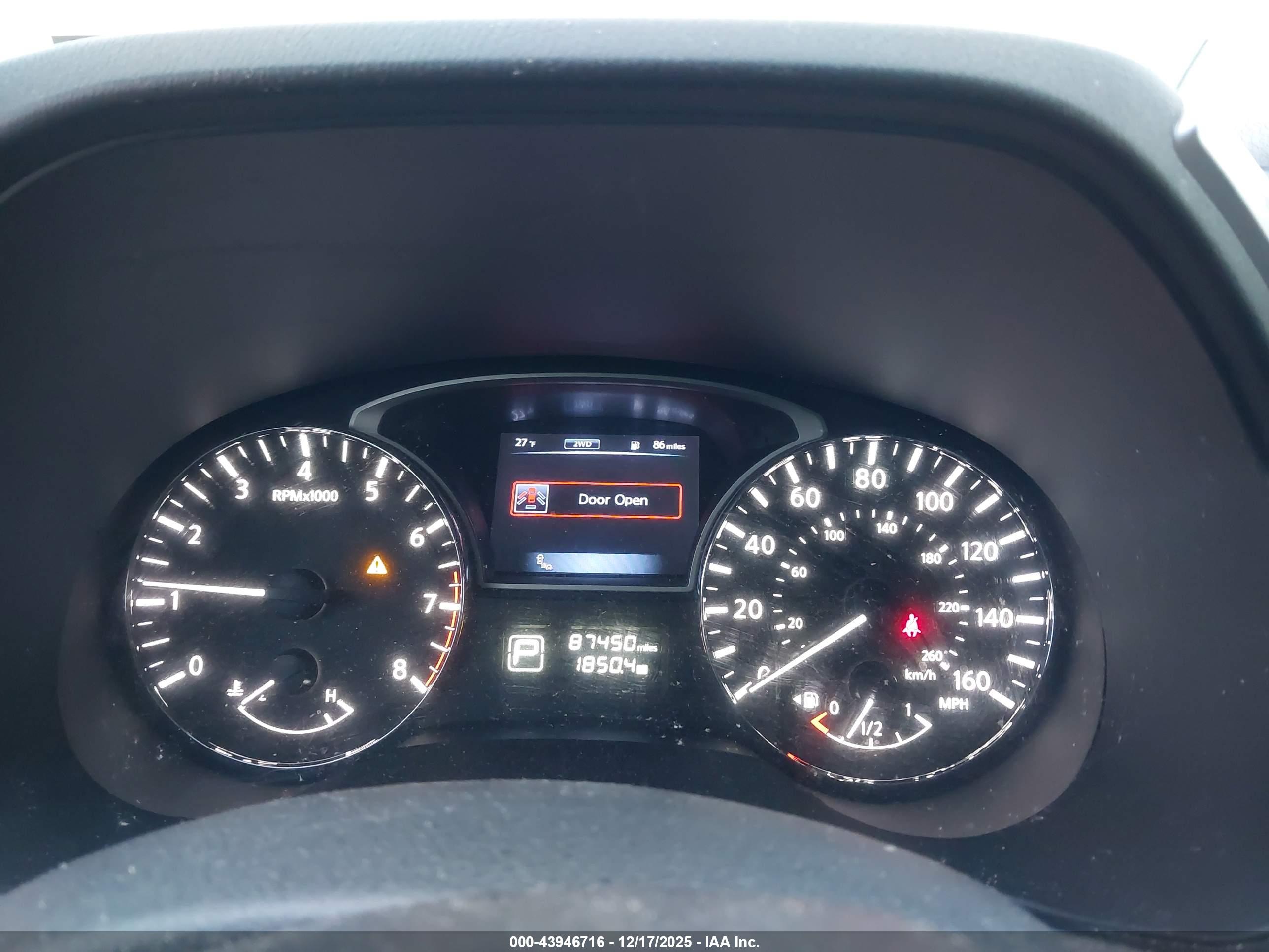 NISSAN PATHFINDER image 7
