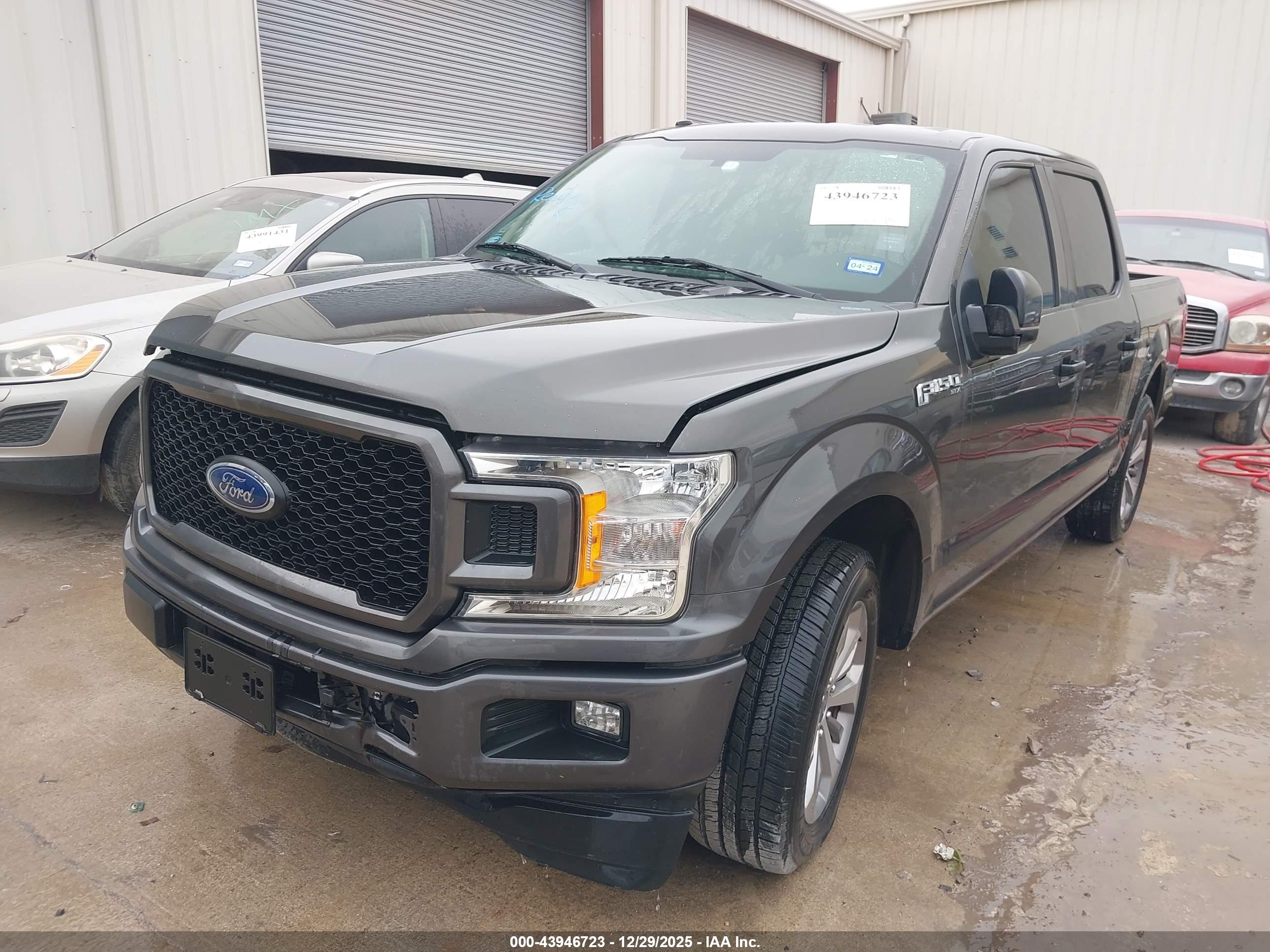 FORD F-150 image 2