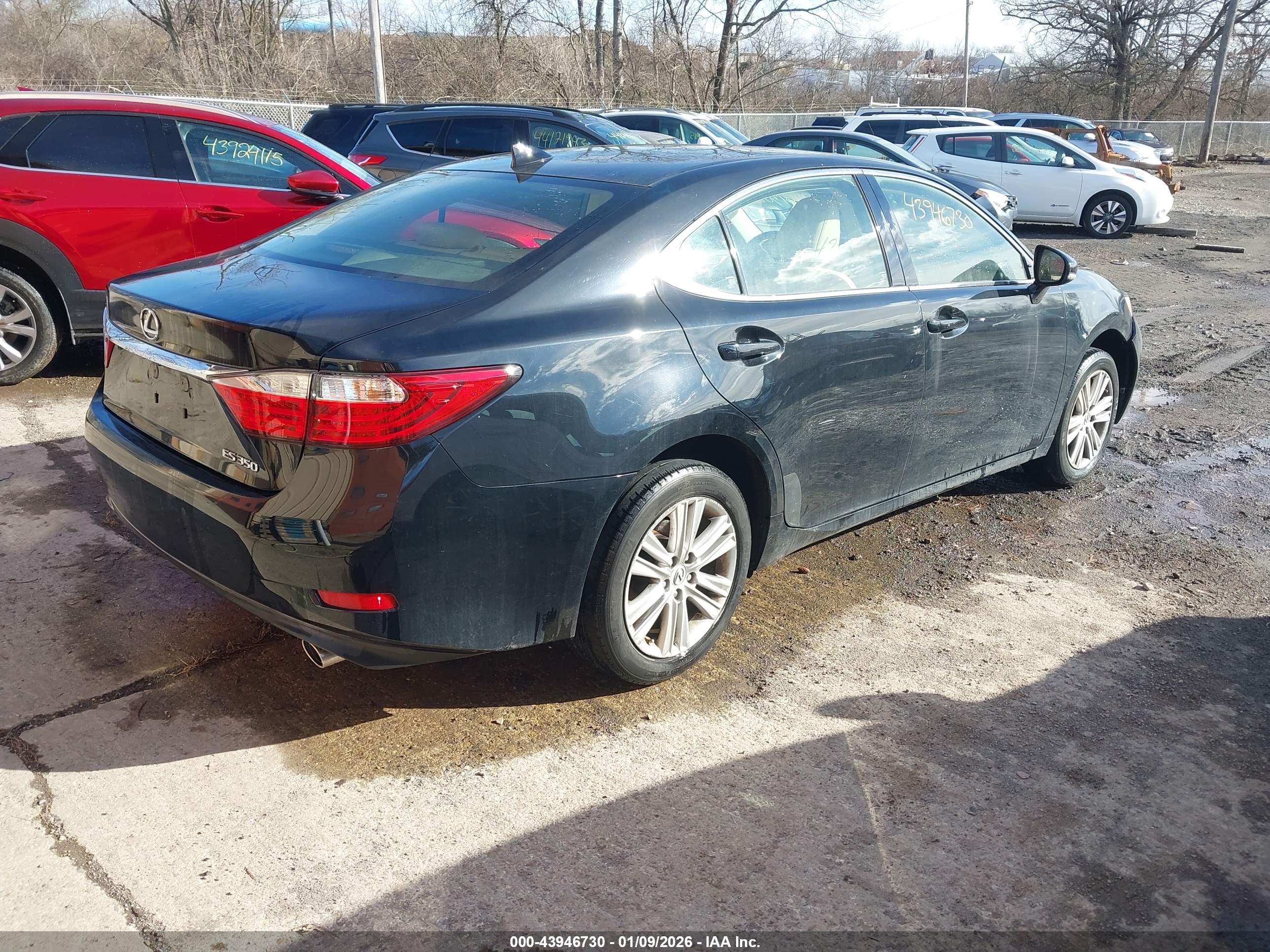 LEXUS ES image 4