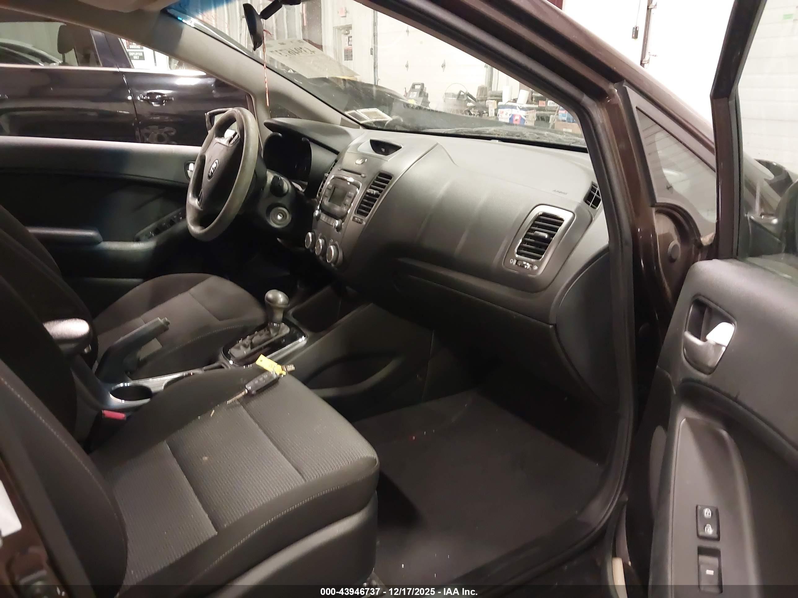 KIA FORTE image 5