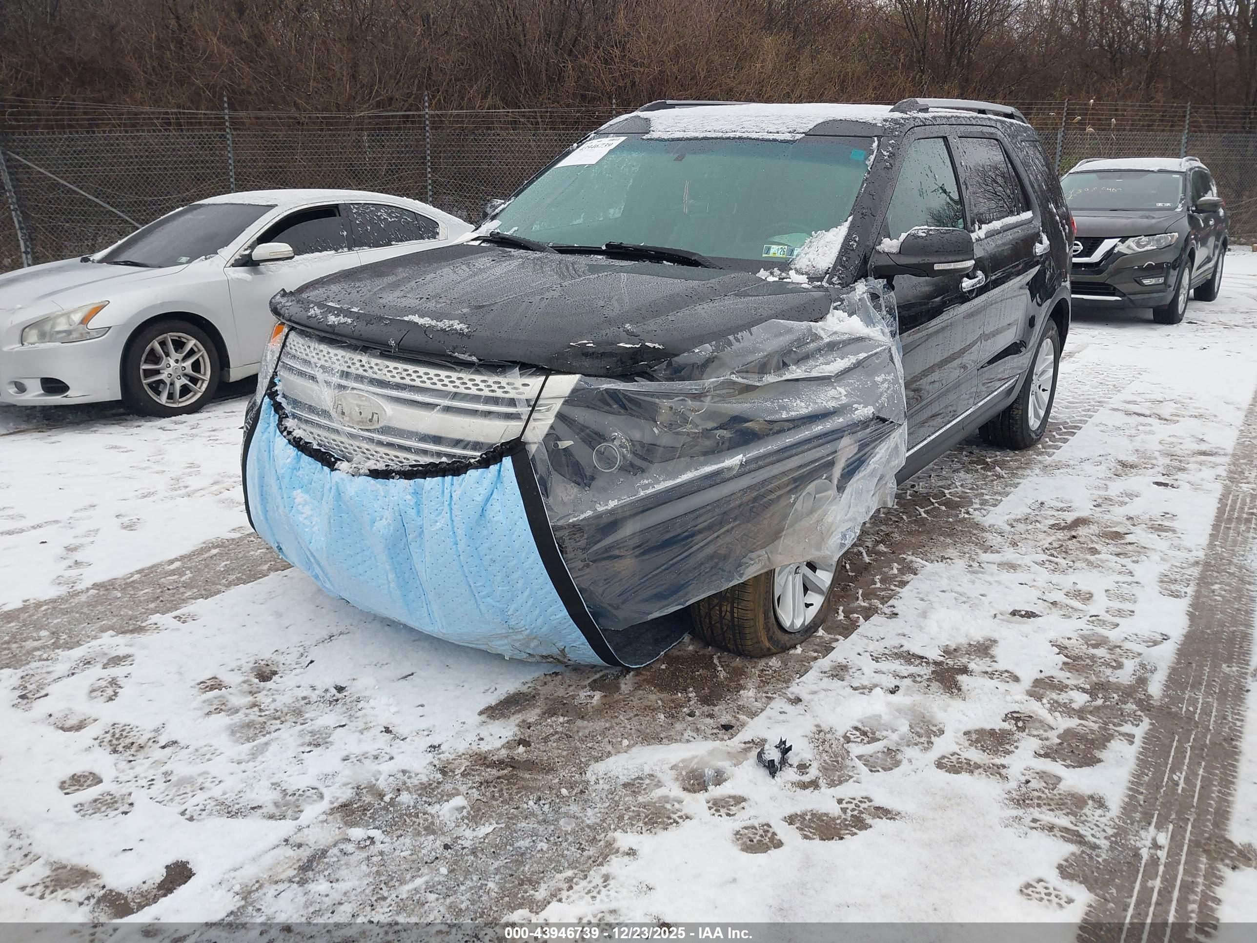 FORD EXPLORER image 6