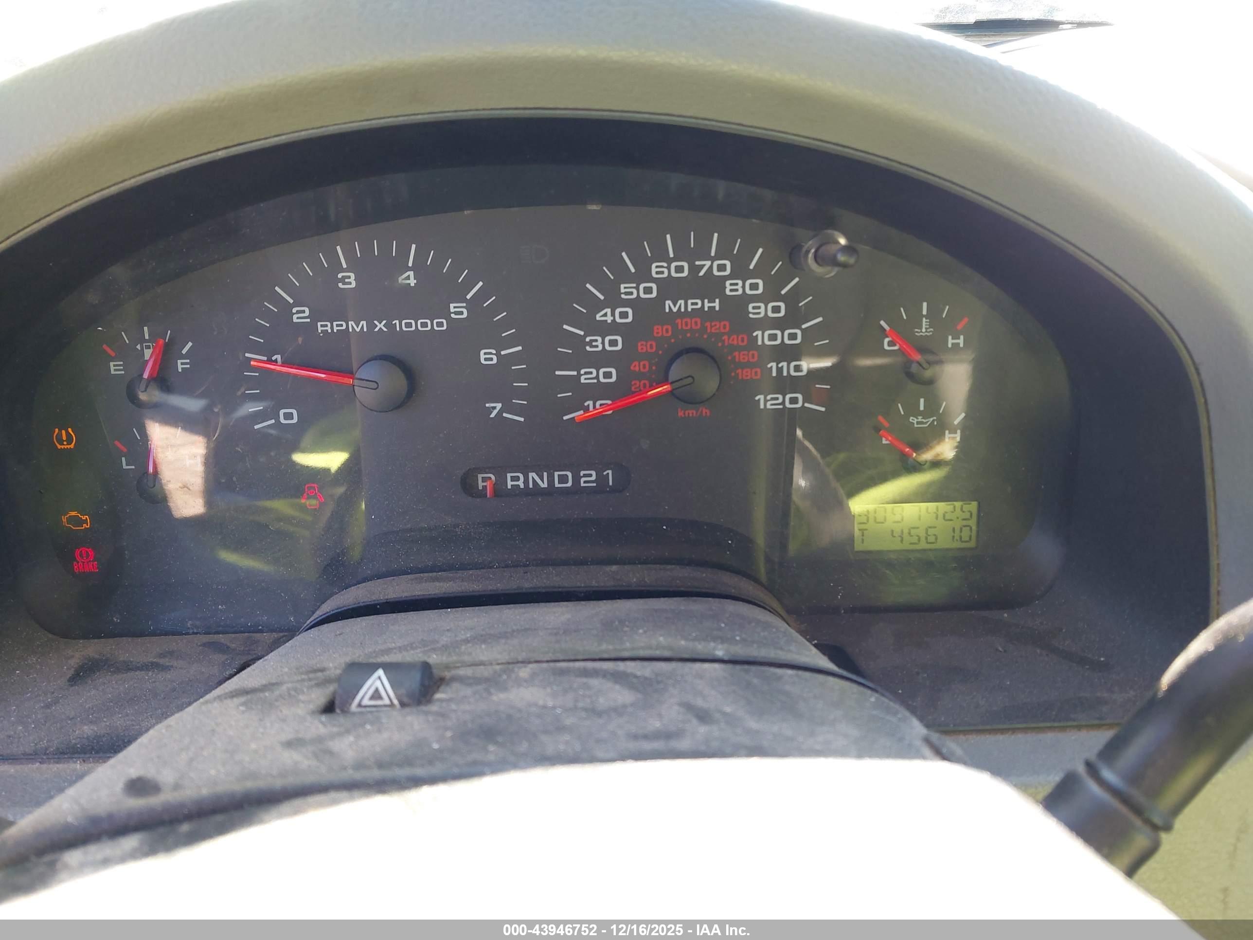 FORD F-150 image 7
