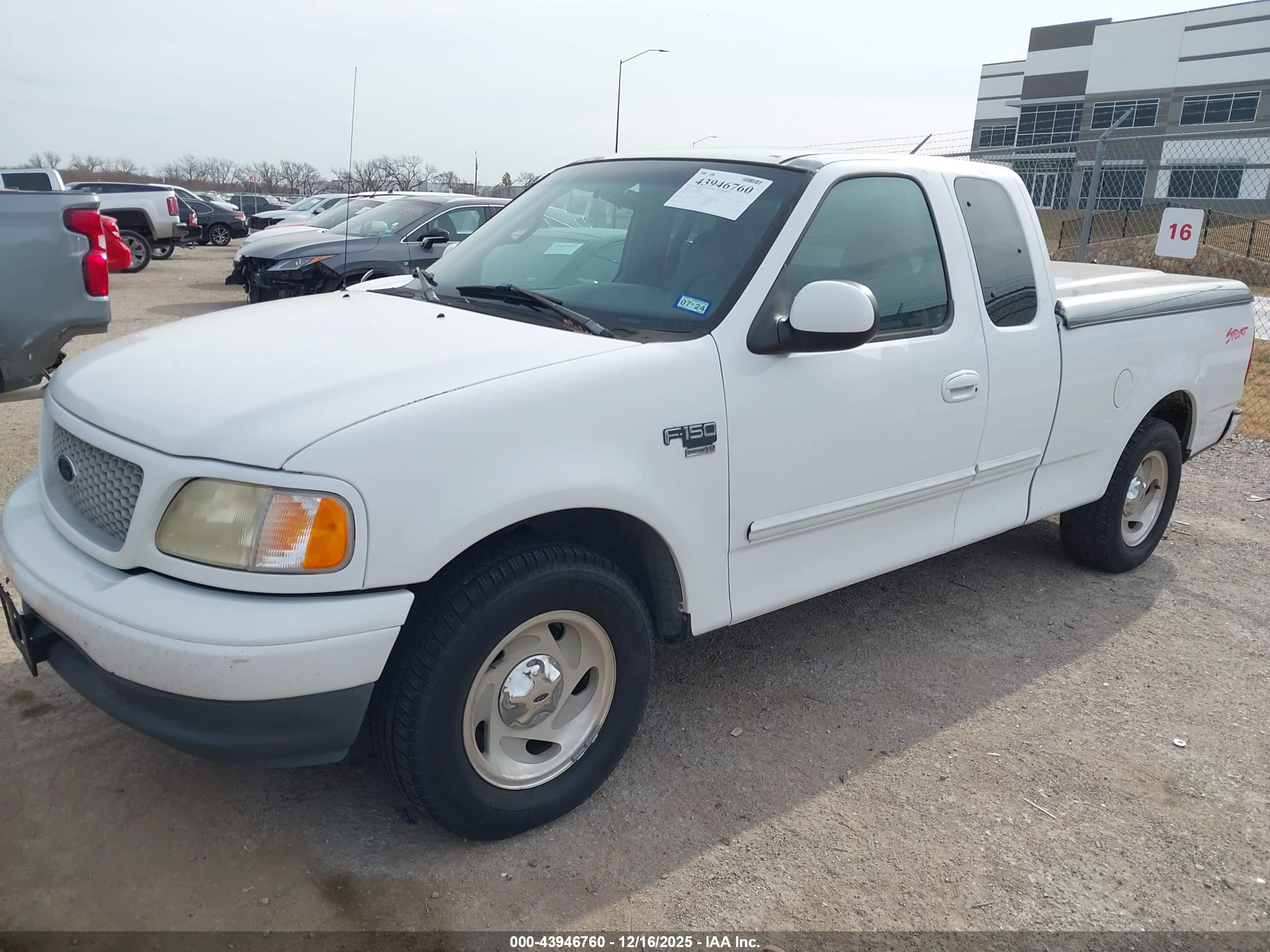 FORD F-150 image 2