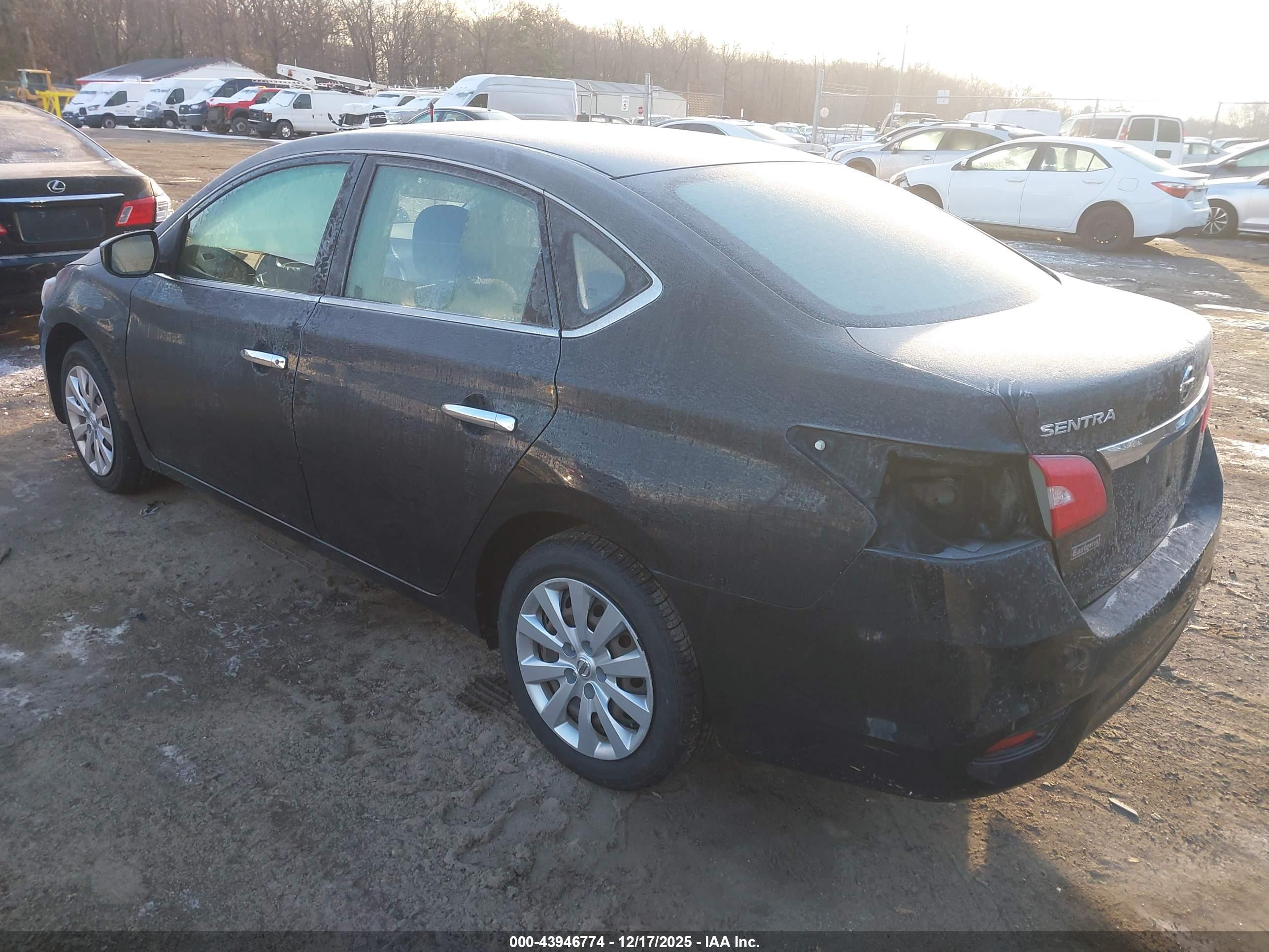 NISSAN SENTRA image 3
