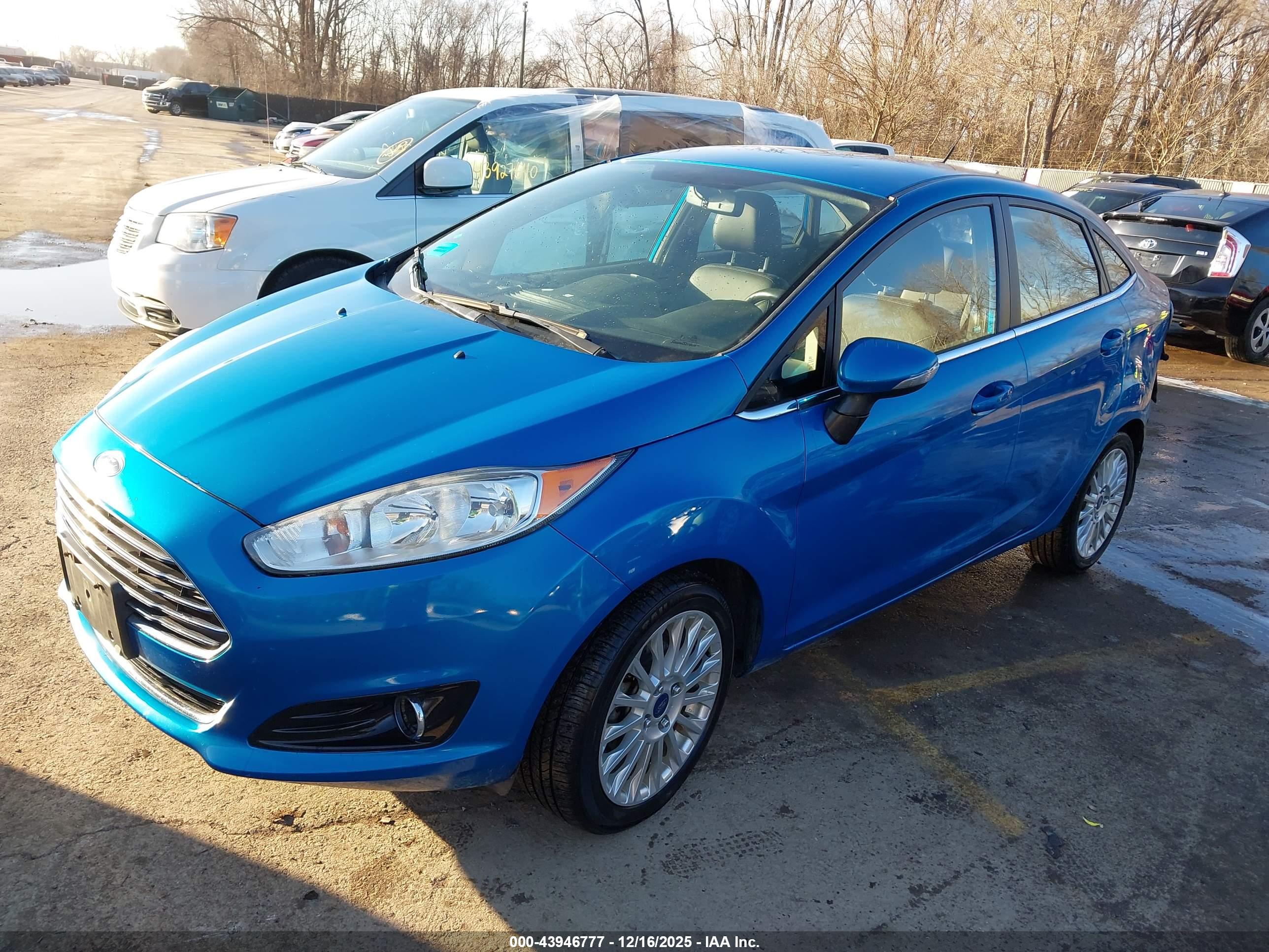 FORD FIESTA image 2
