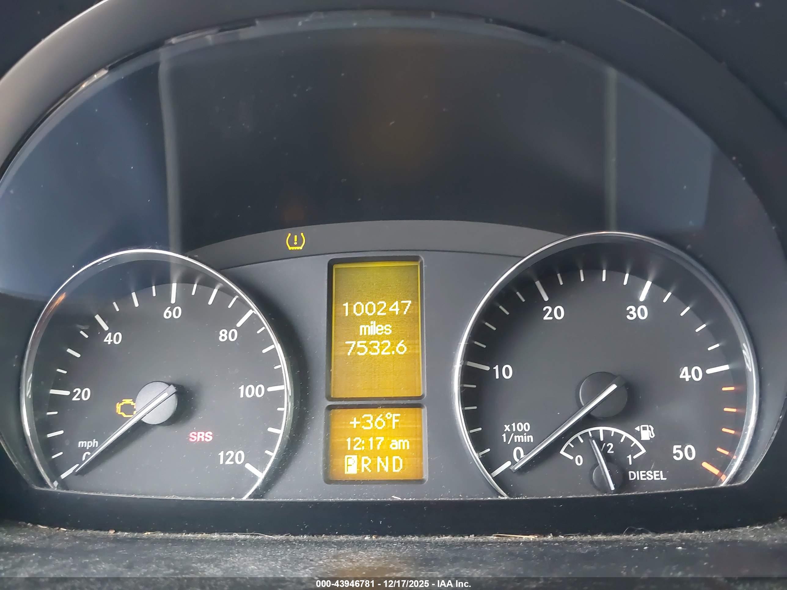 MERCEDES-BENZ SPRINTER image 7