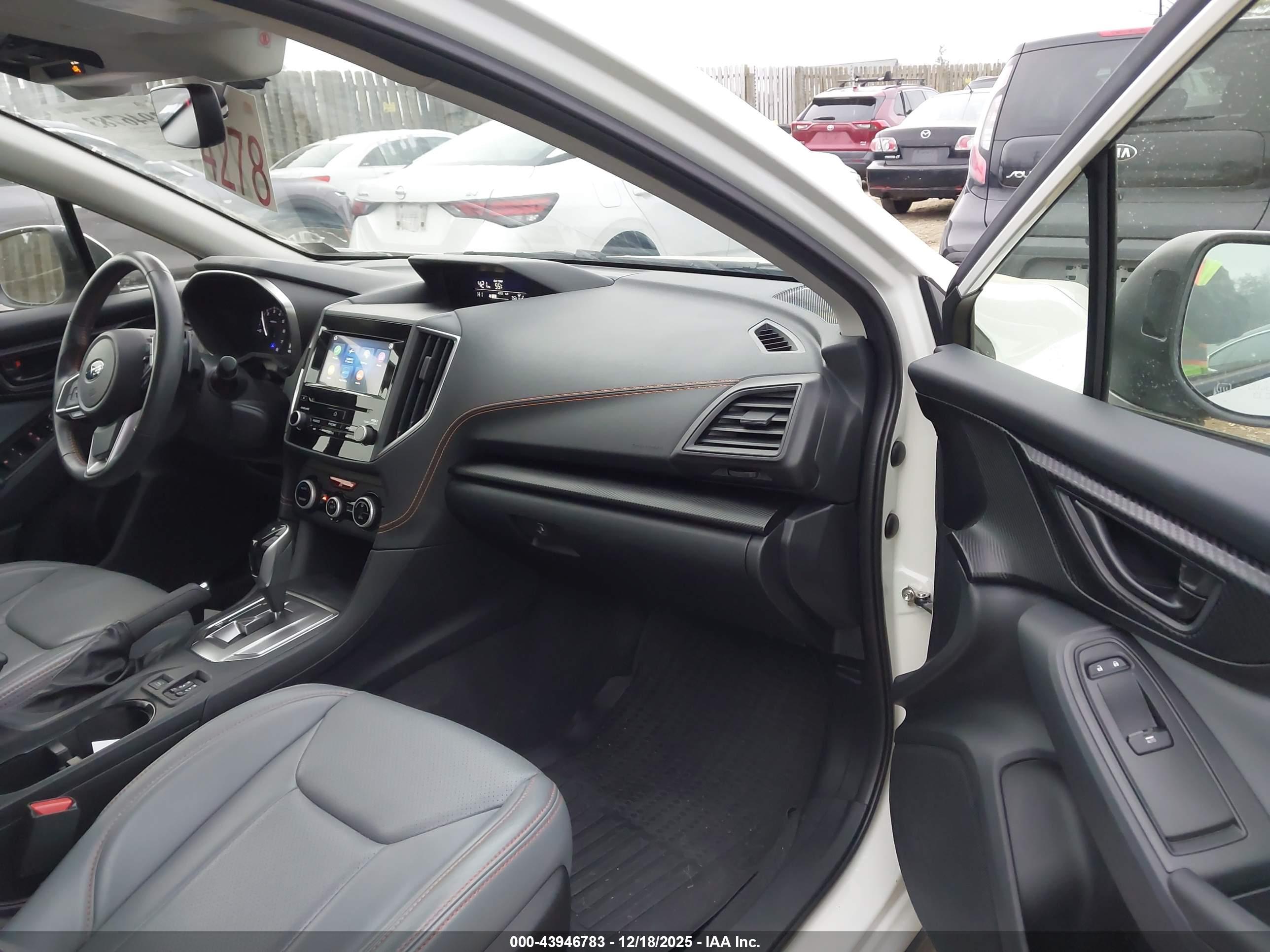 SUBARU CROSSTREK image 5