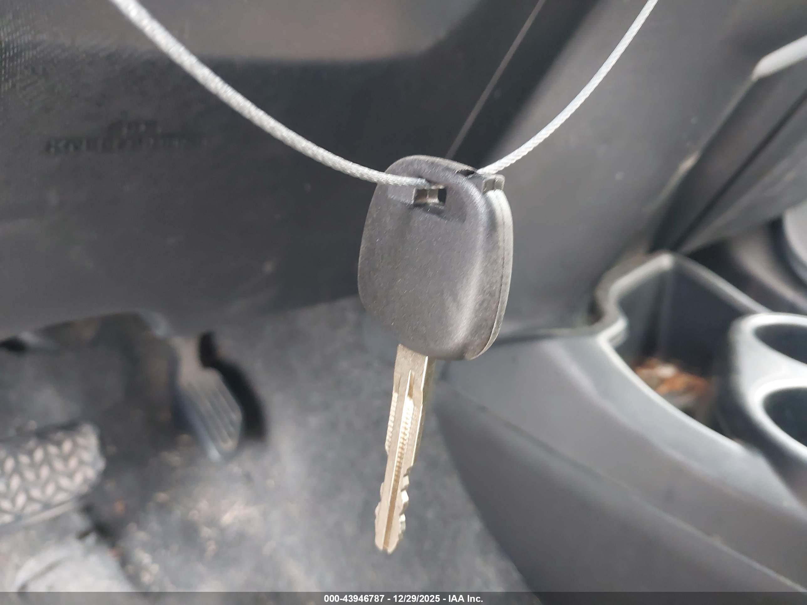 TOYOTA PRIUS image 11