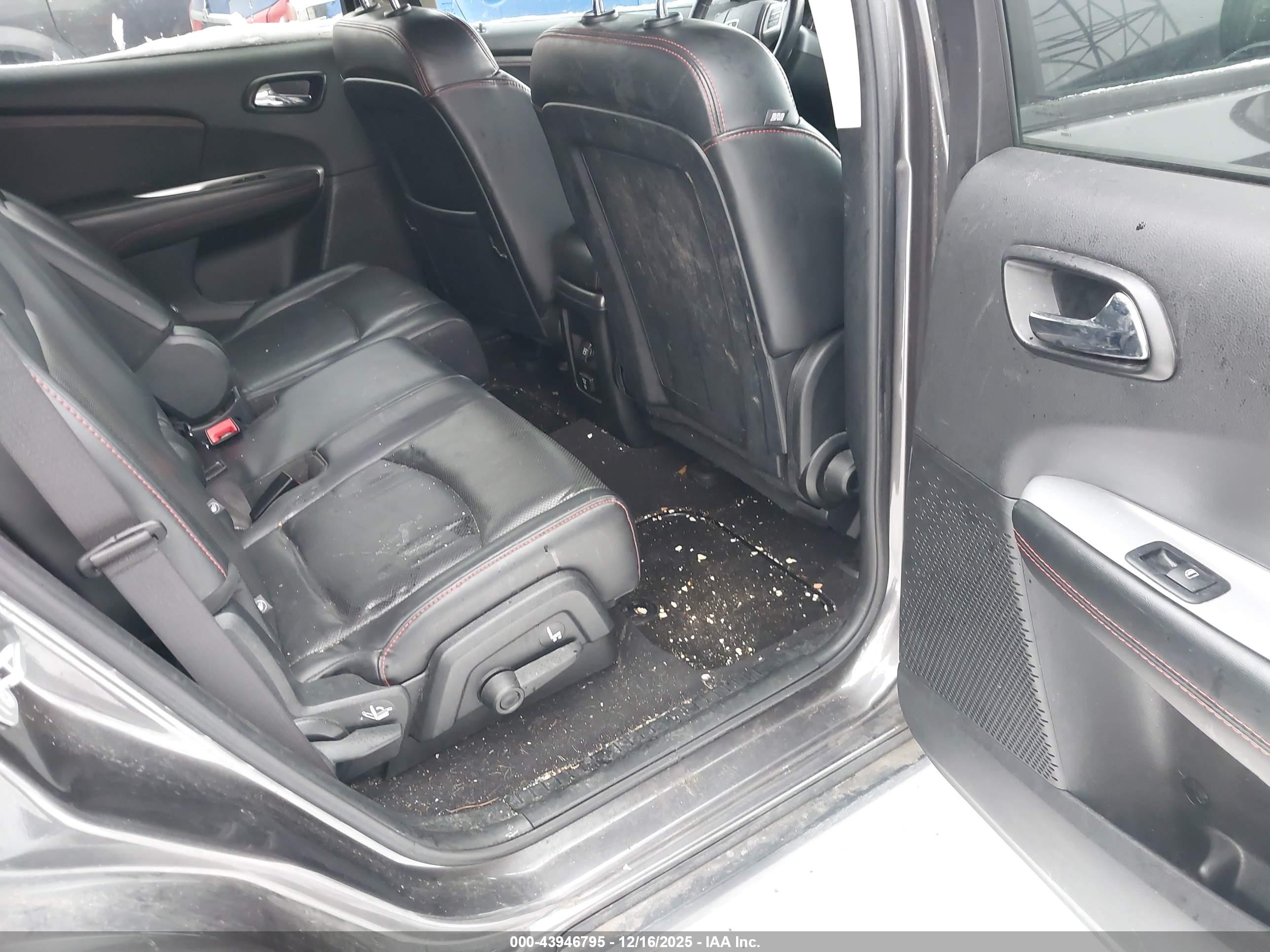 DODGE JOURNEY image 8