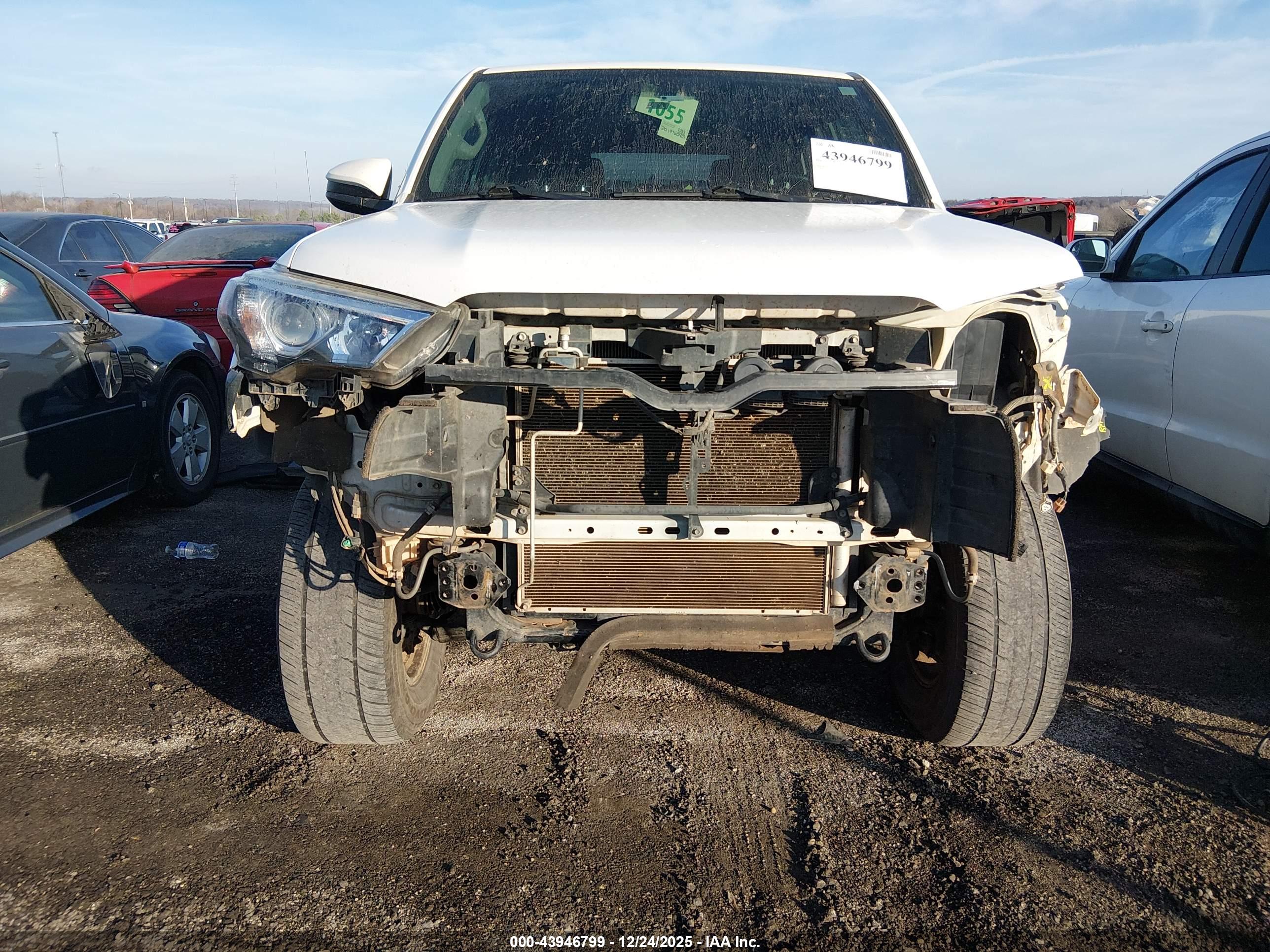 TOYOTA 4RUNNER image 6