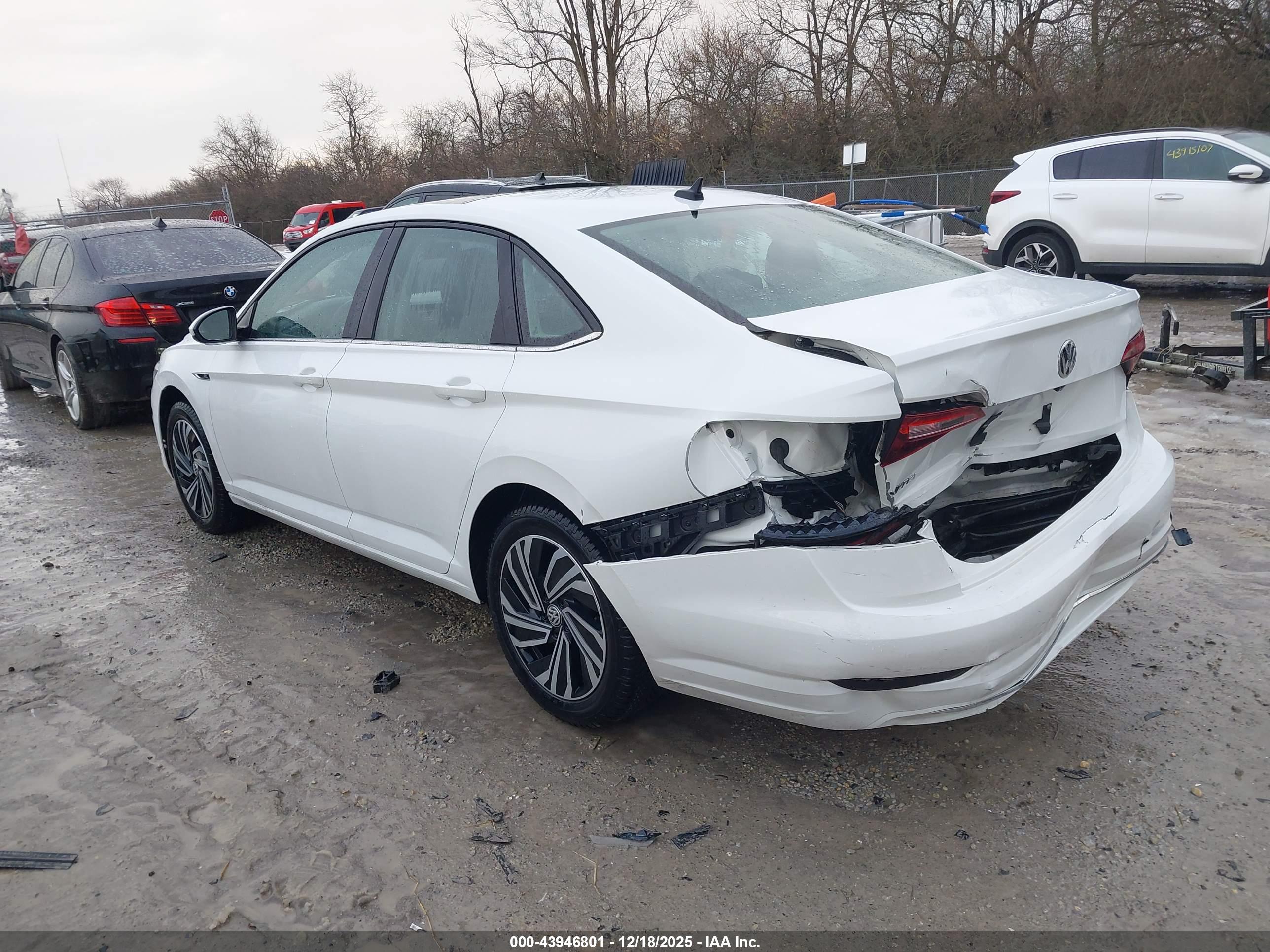 VOLKSWAGEN JETTA image 3