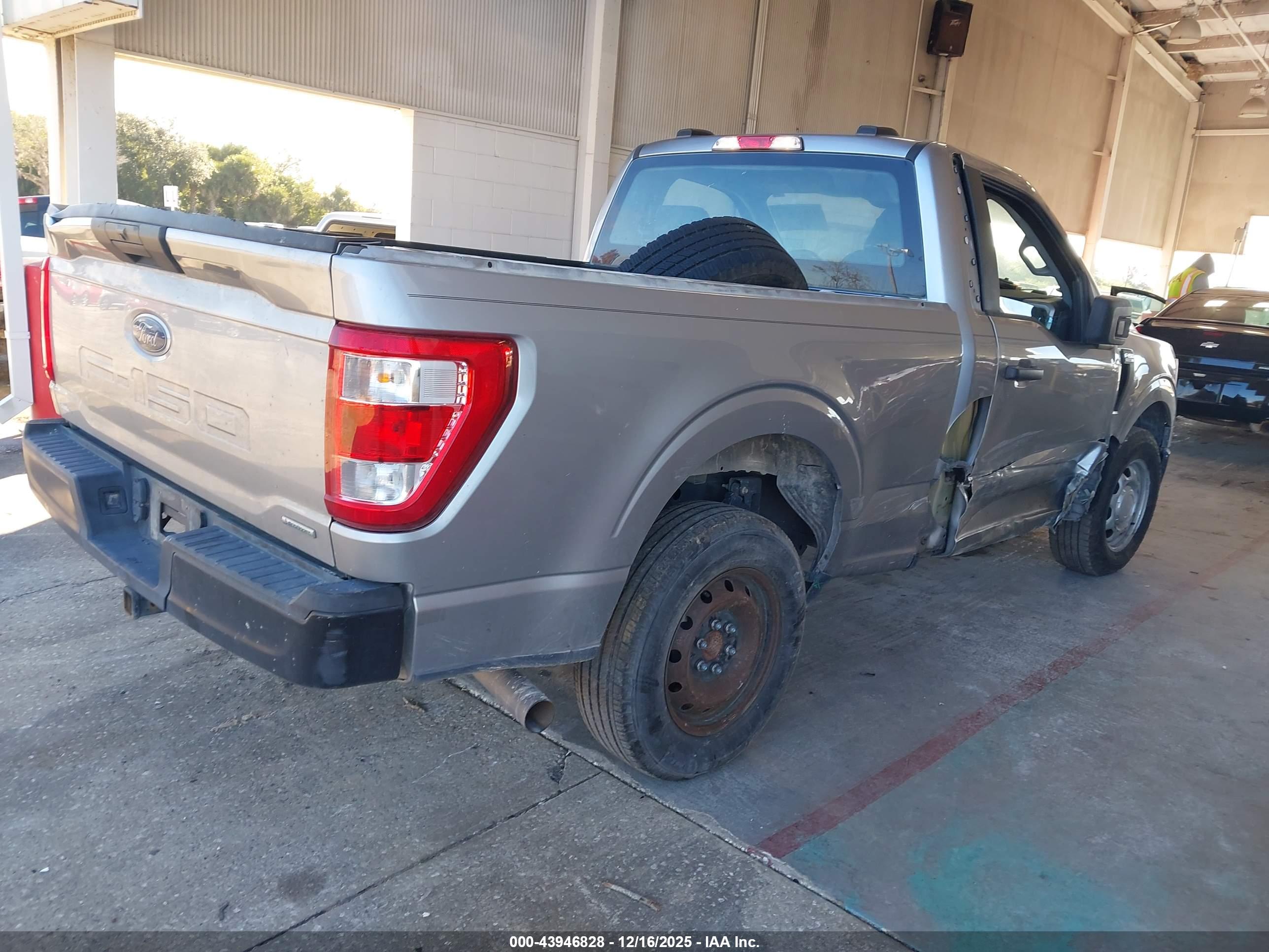 FORD F-150 image 4