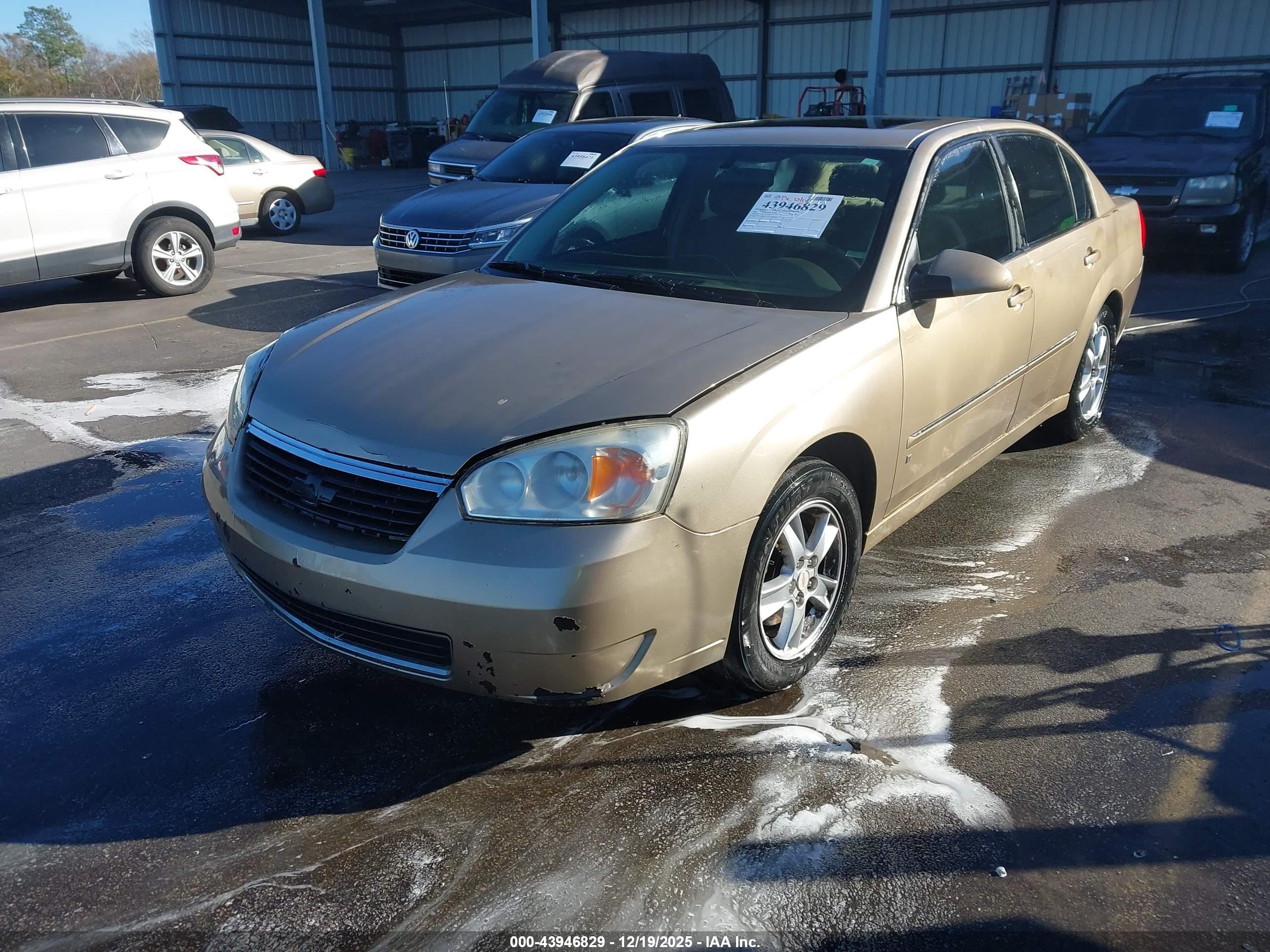 CHEVROLET MALIBU image 2