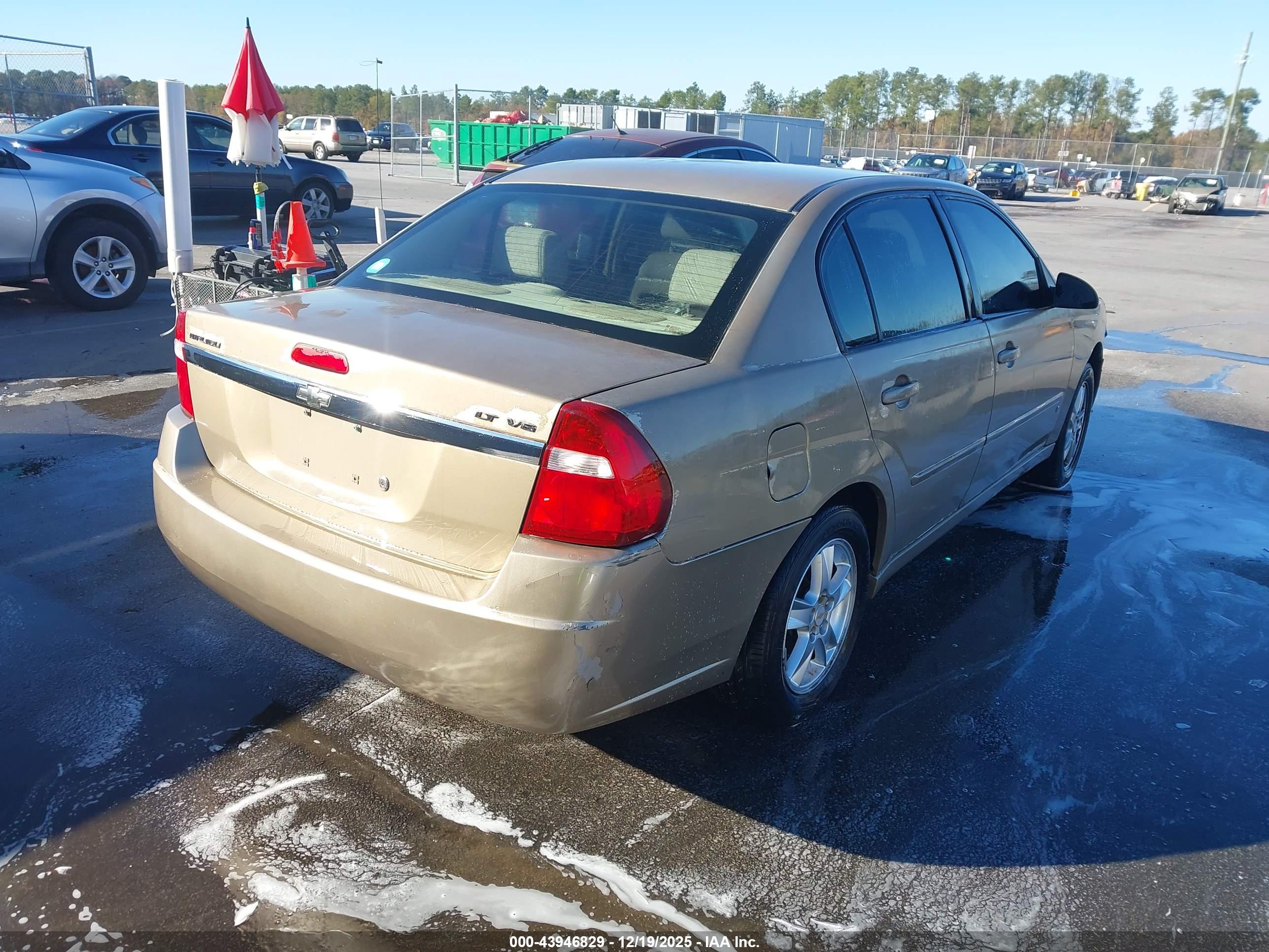 CHEVROLET MALIBU image 4