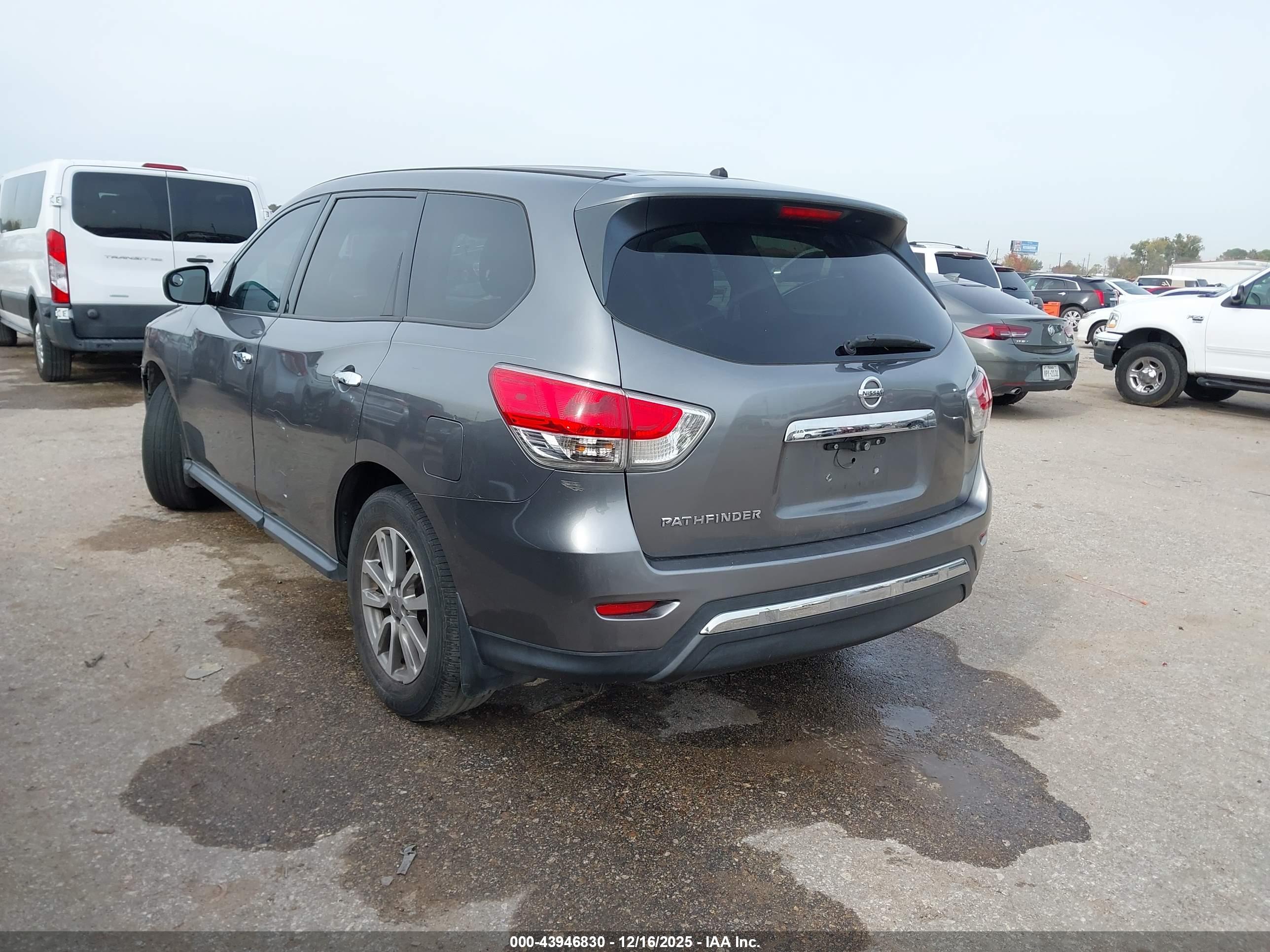 NISSAN PATHFINDER image 3