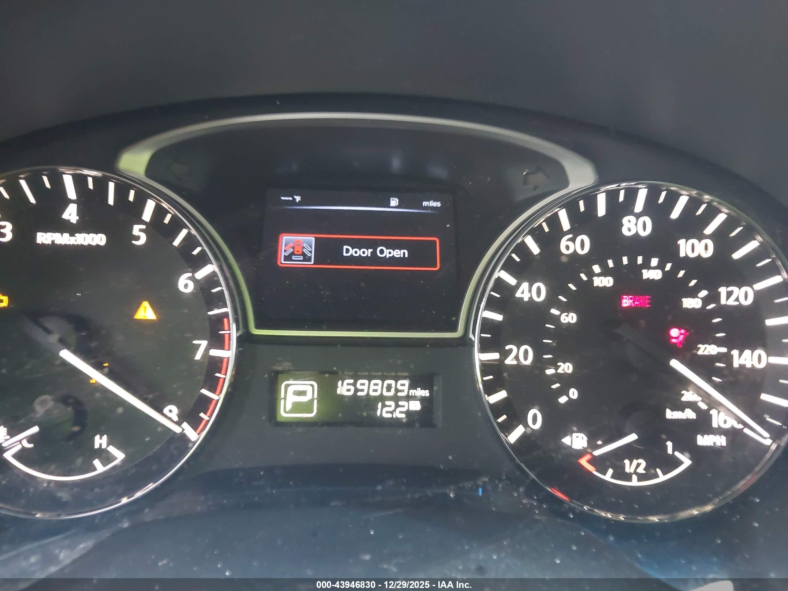 NISSAN PATHFINDER image 7