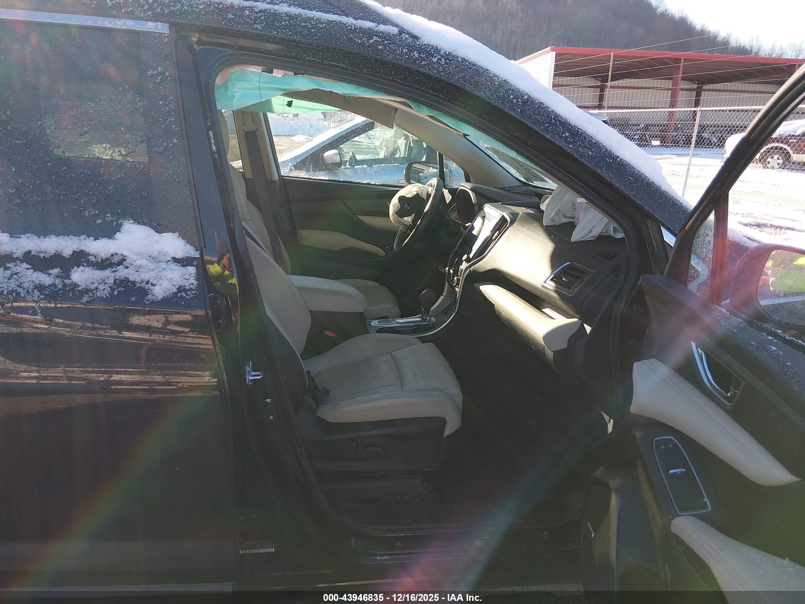 SUBARU ASCENT image 5