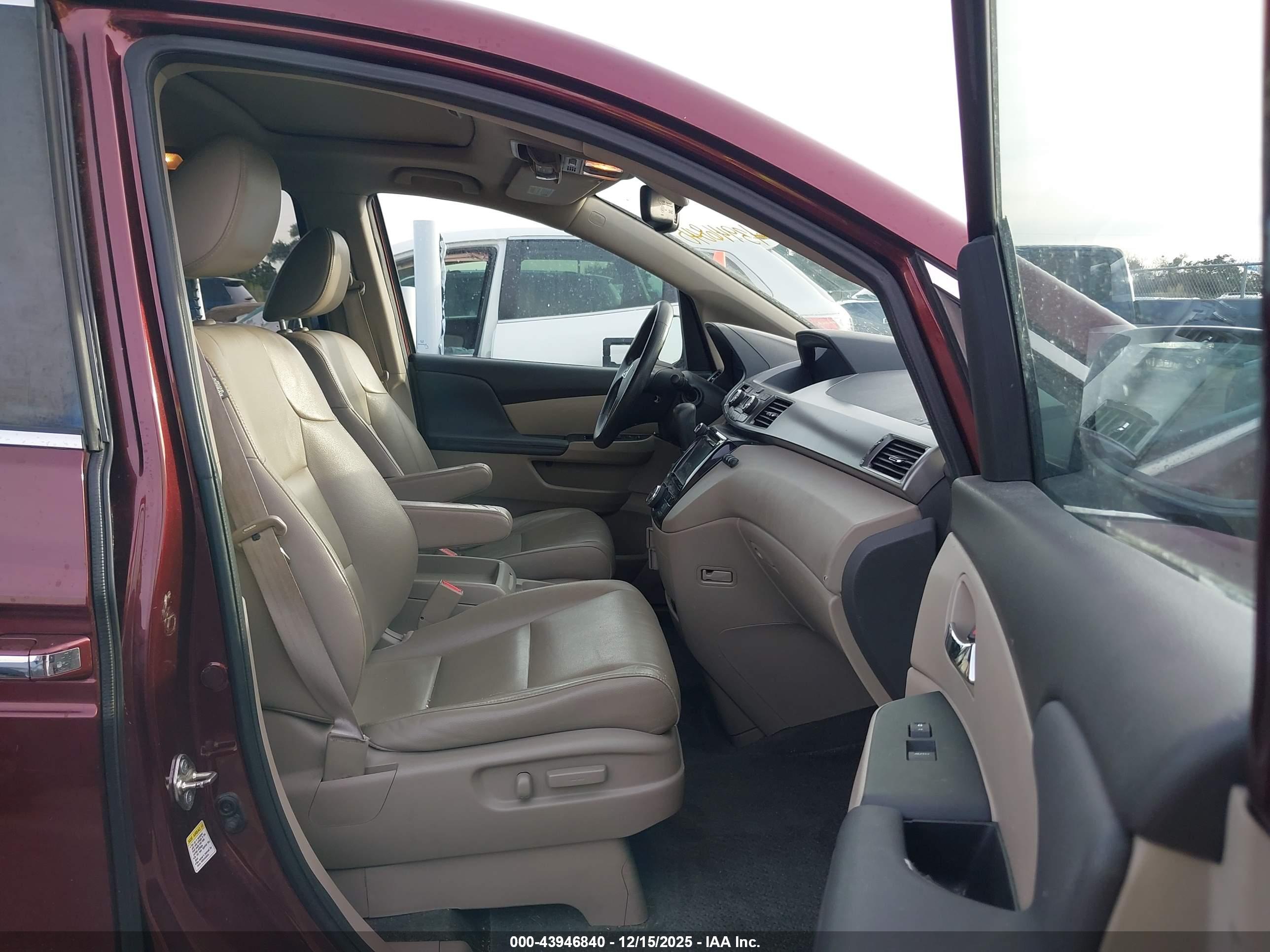 HONDA ODYSSEY image 5