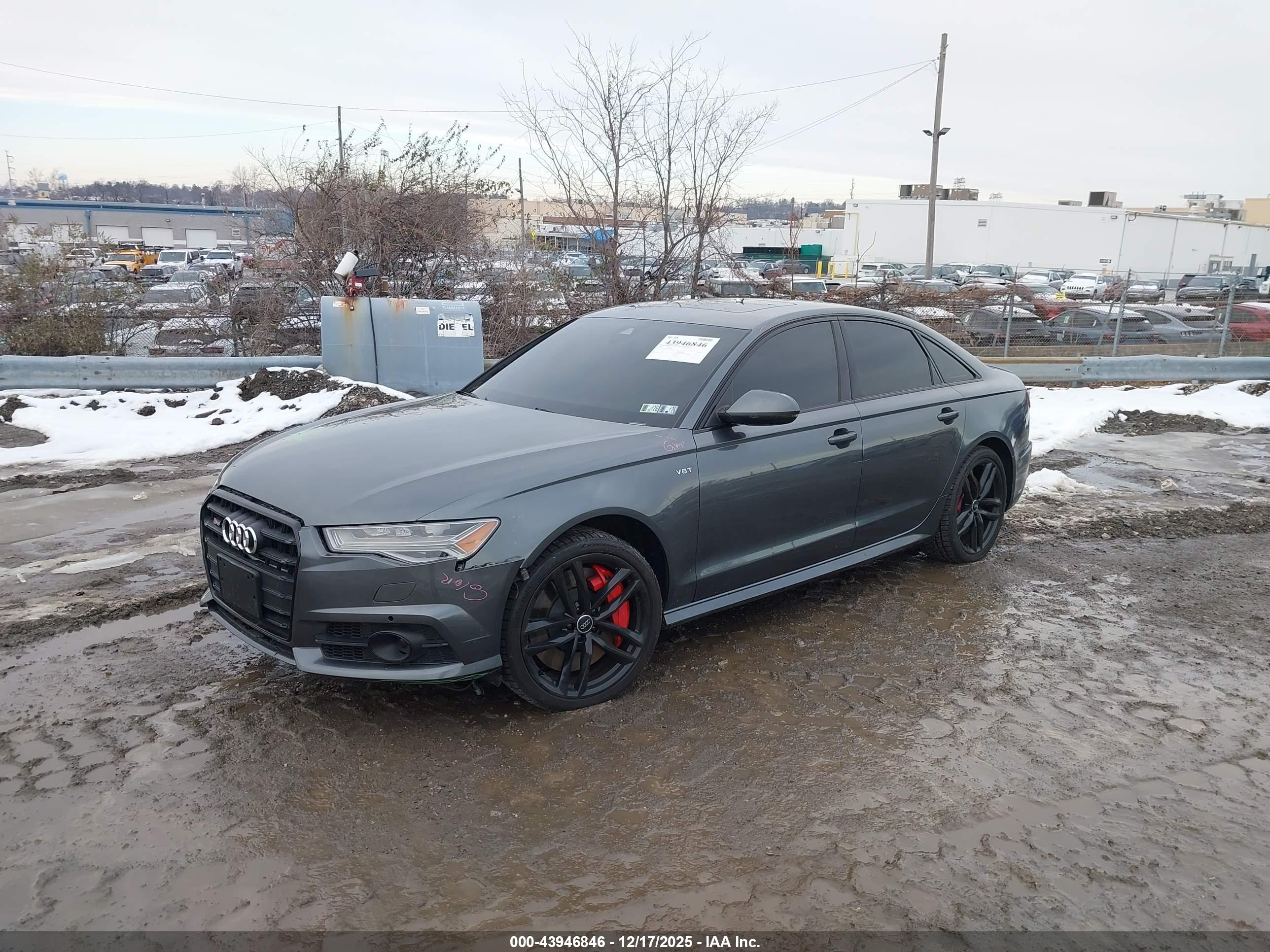 AUDI S6 image 2