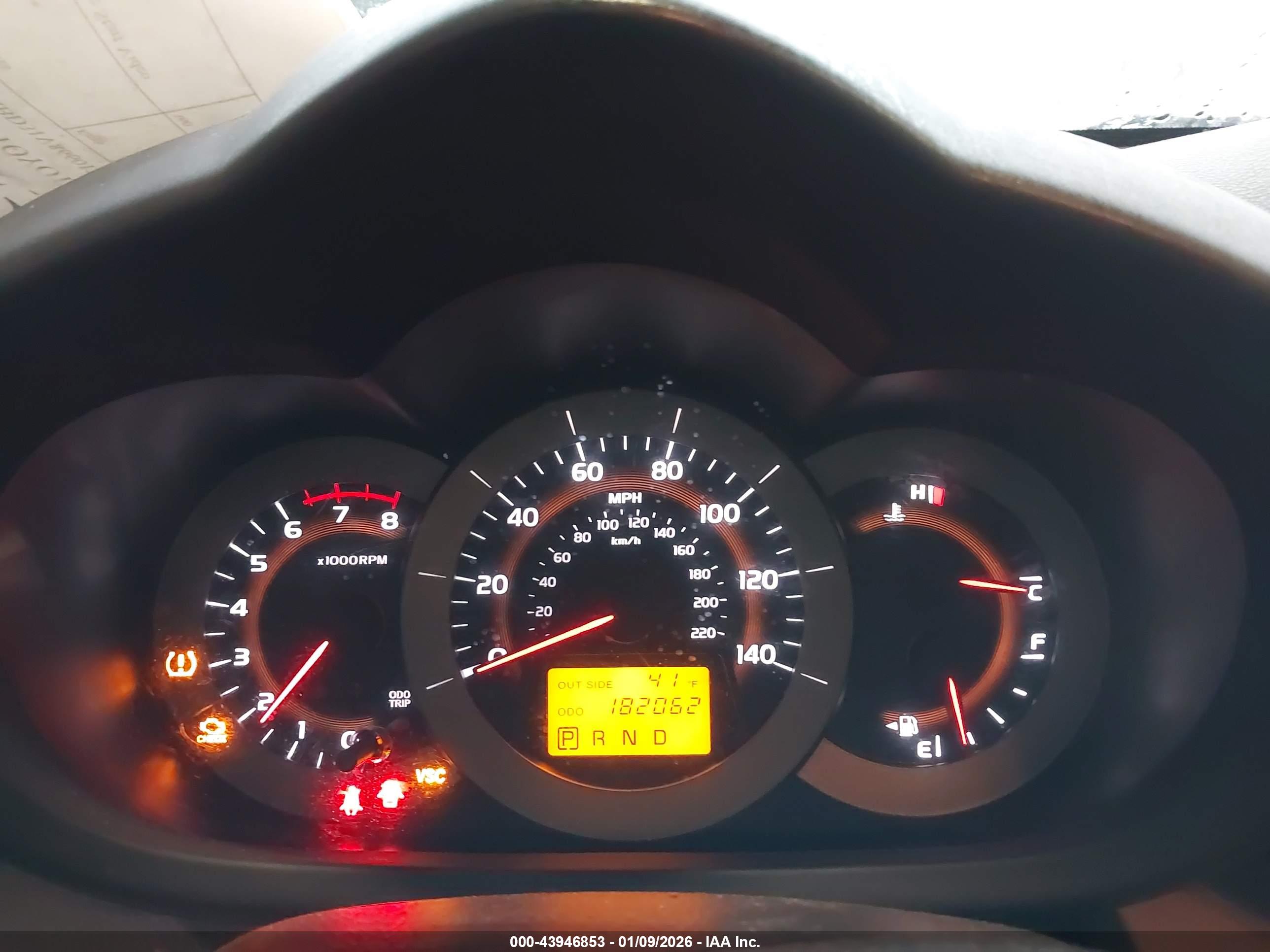 TOYOTA RAV4 image 7