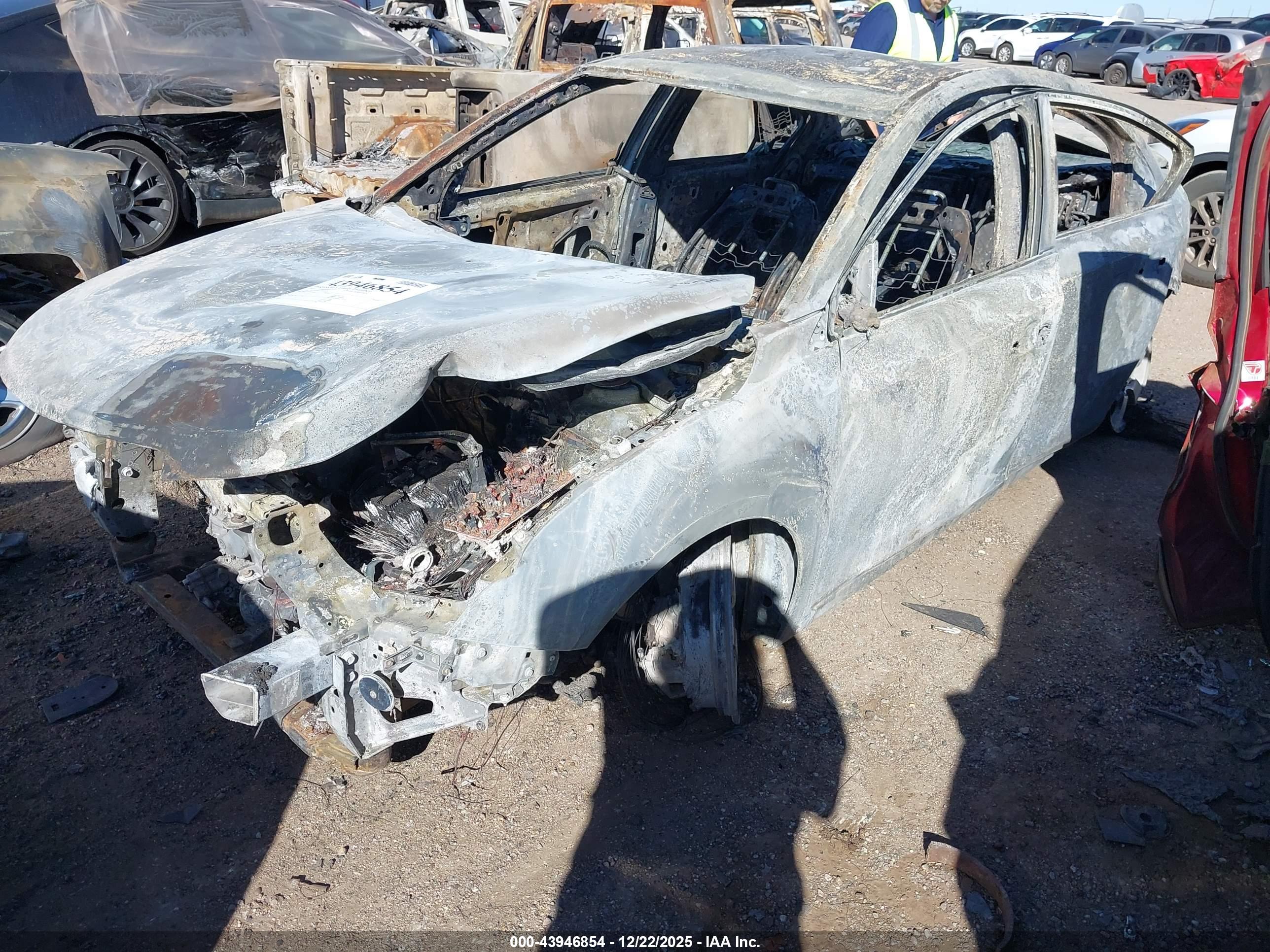 CHEVROLET CRUZE image 2