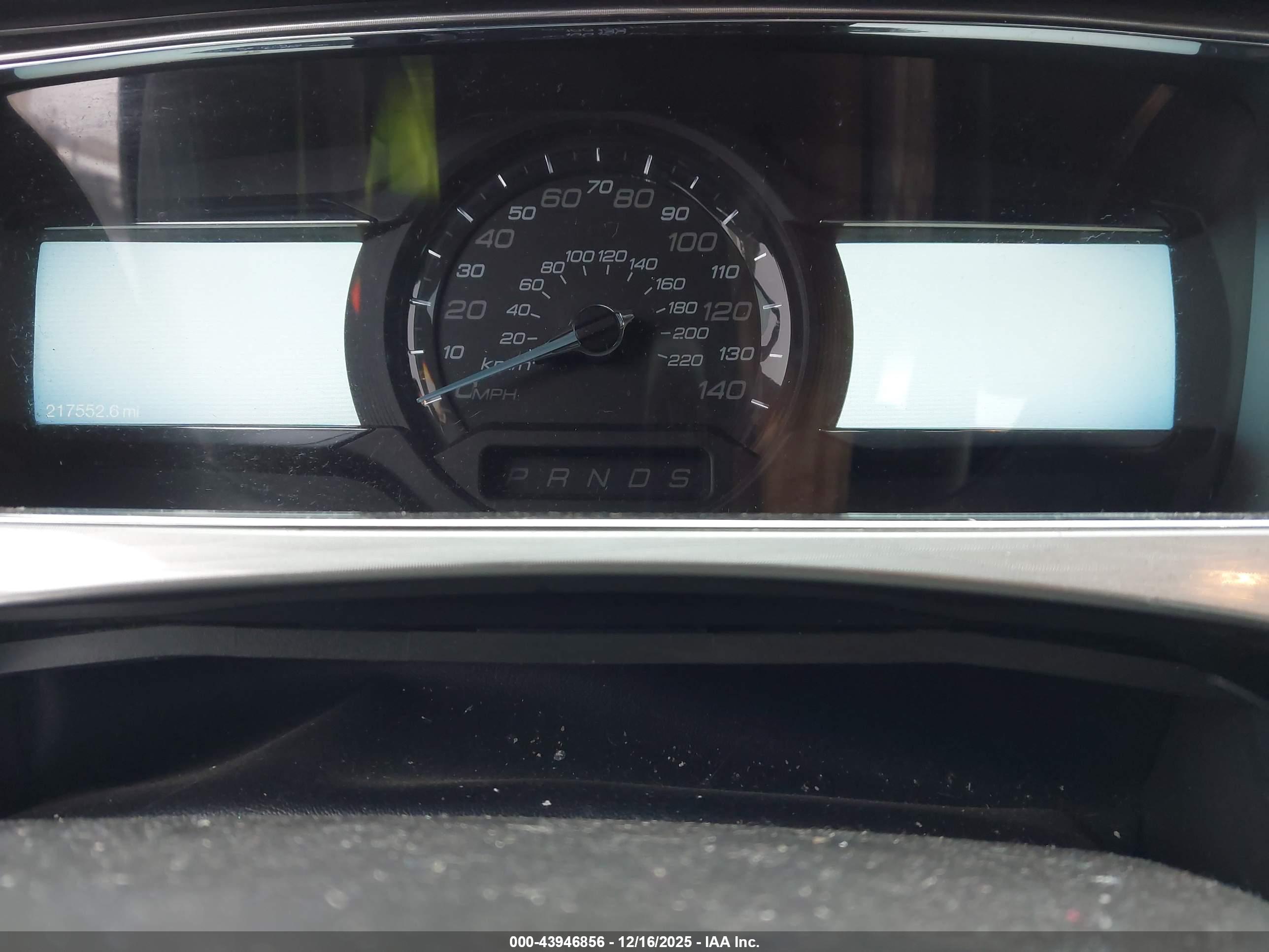 FORD TAURUS image 7