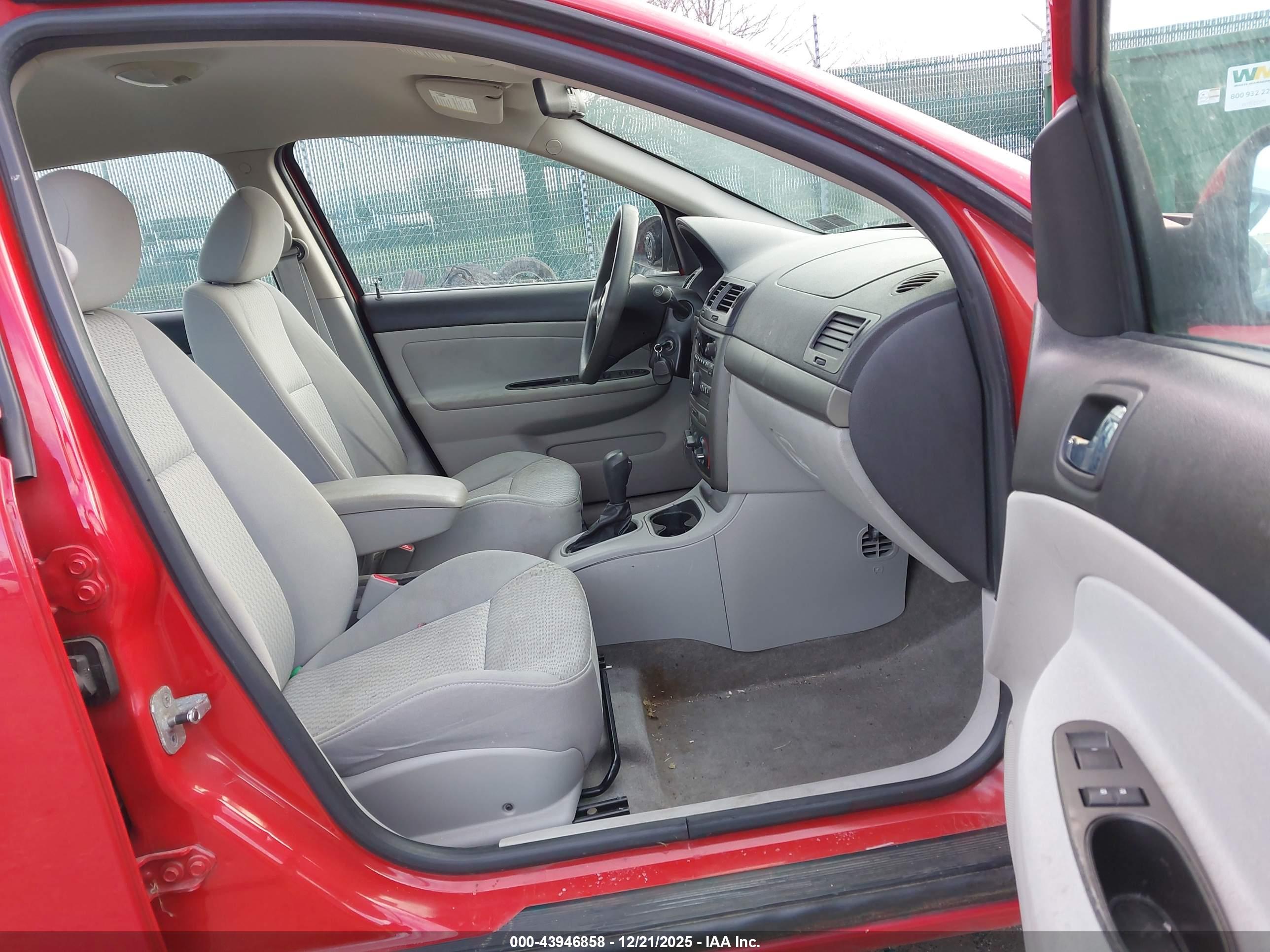 CHEVROLET COBALT image 5
