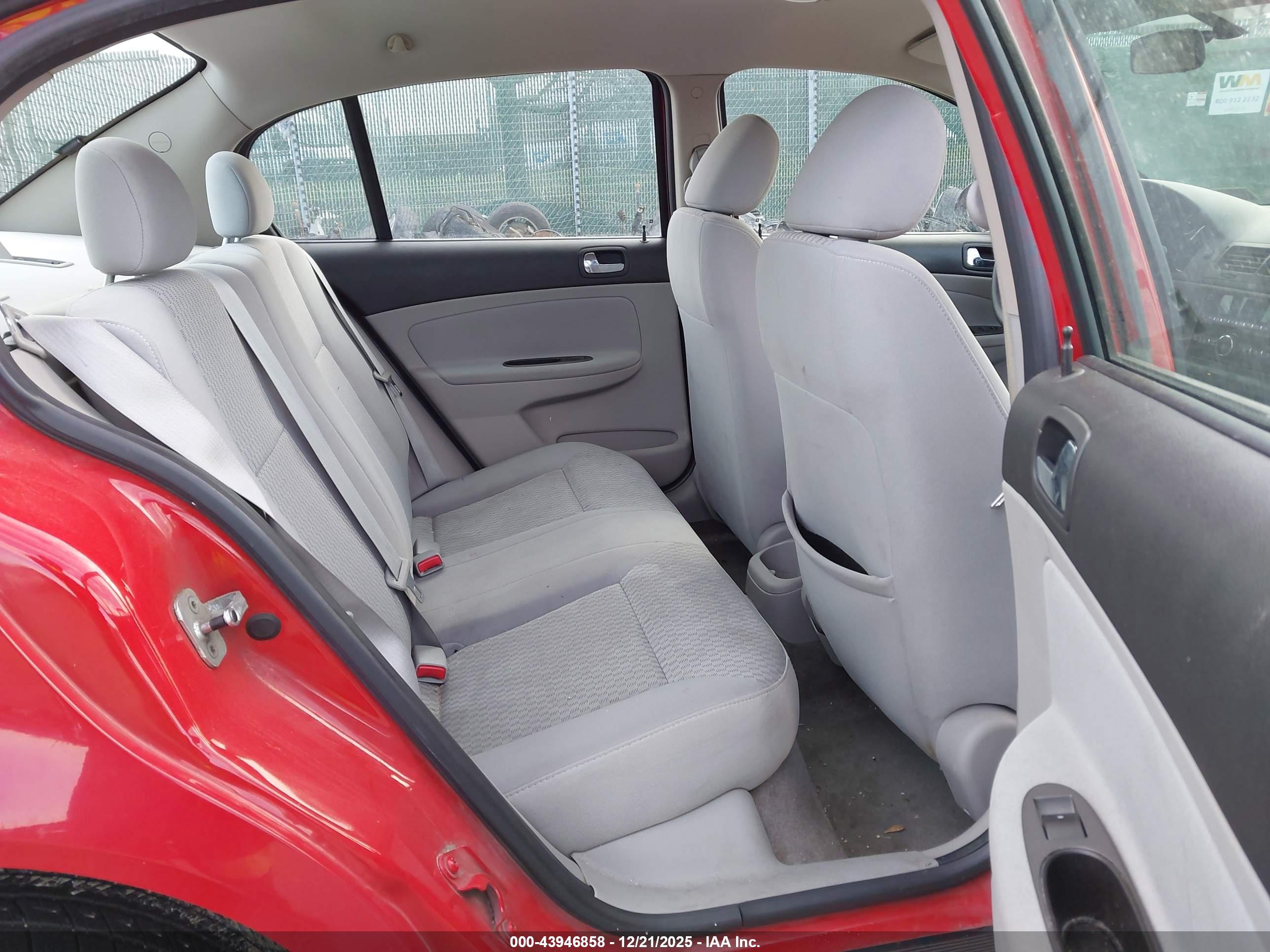 CHEVROLET COBALT image 8