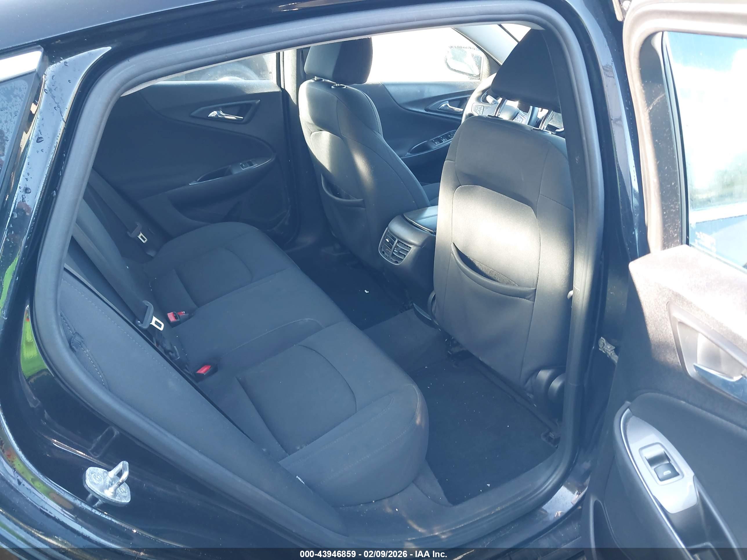 CHEVROLET MALIBU image 8