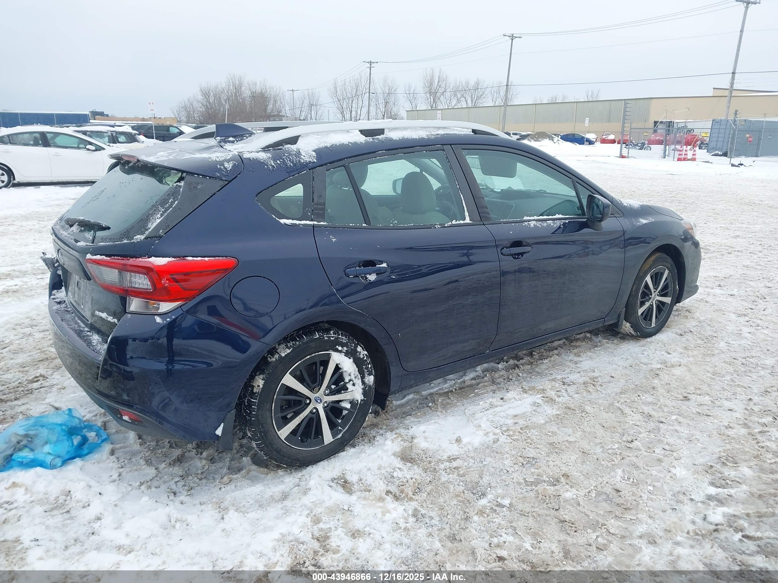 SUBARU IMPREZA image 4