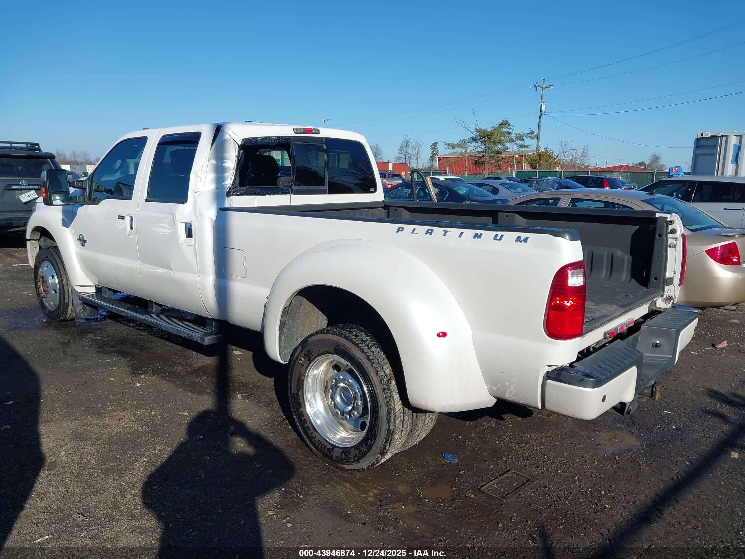 FORD F-450 image 3