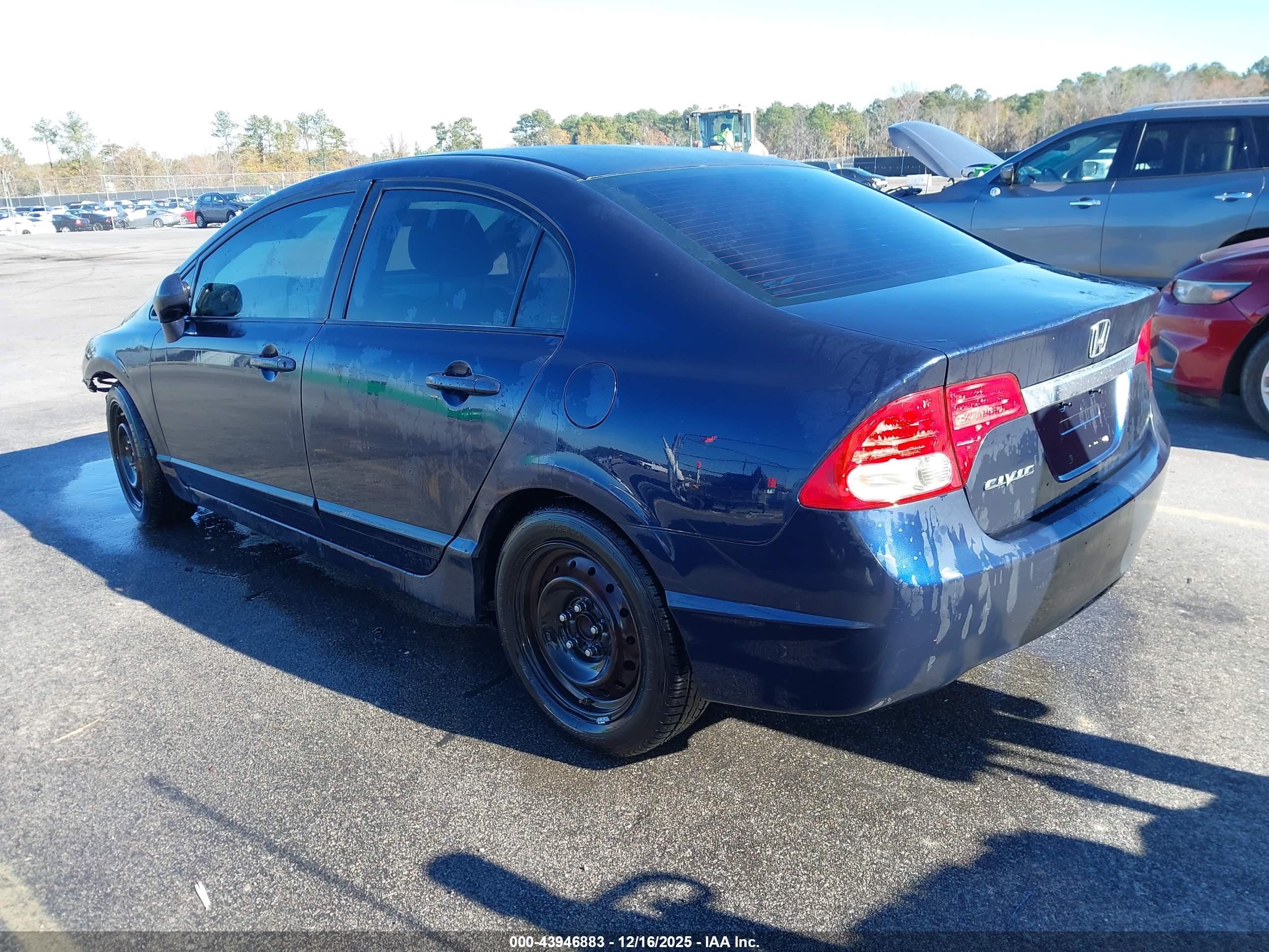 HONDA CIVIC image 3