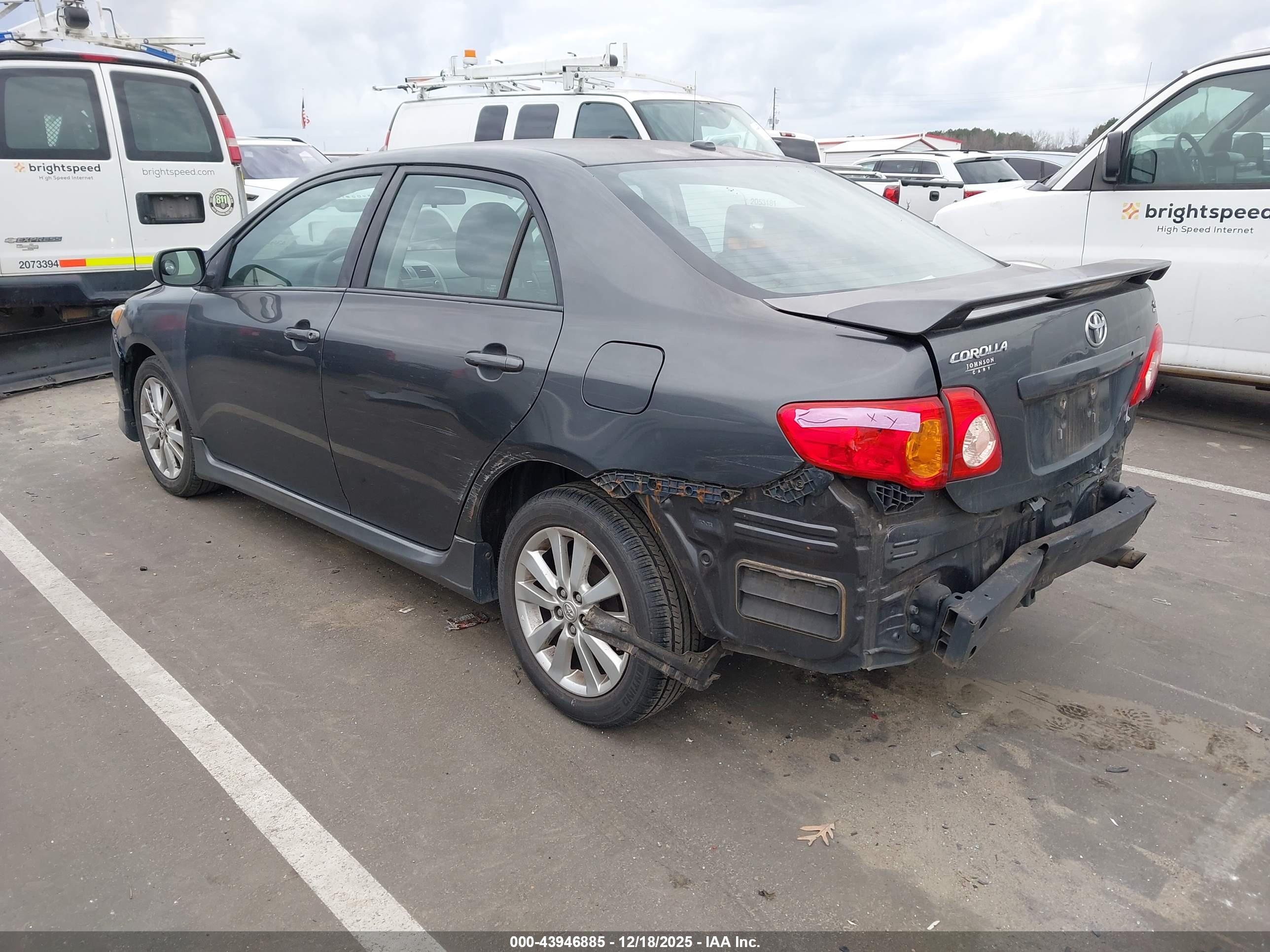 TOYOTA COROLLA image 3