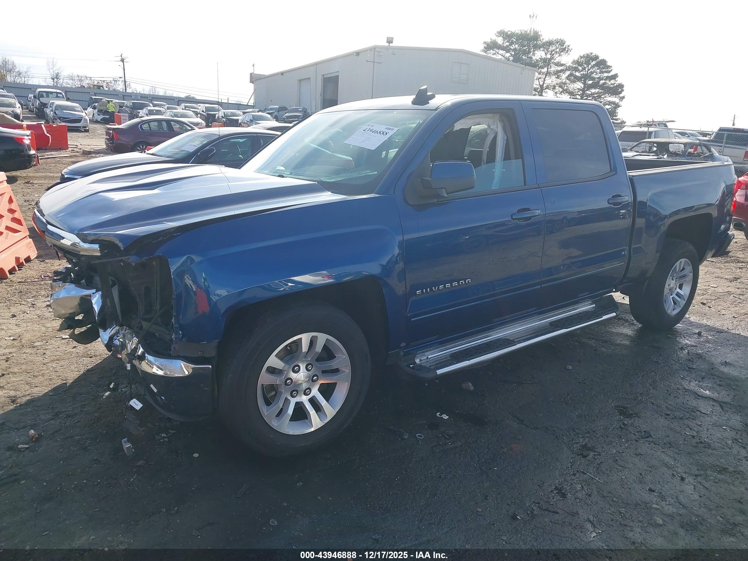 CHEVROLET SILVERADO image 2