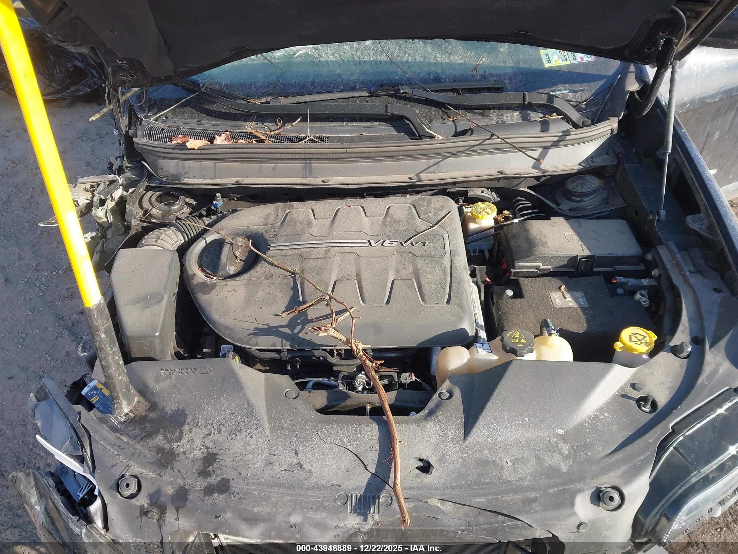 JEEP CHEROKEE image 10