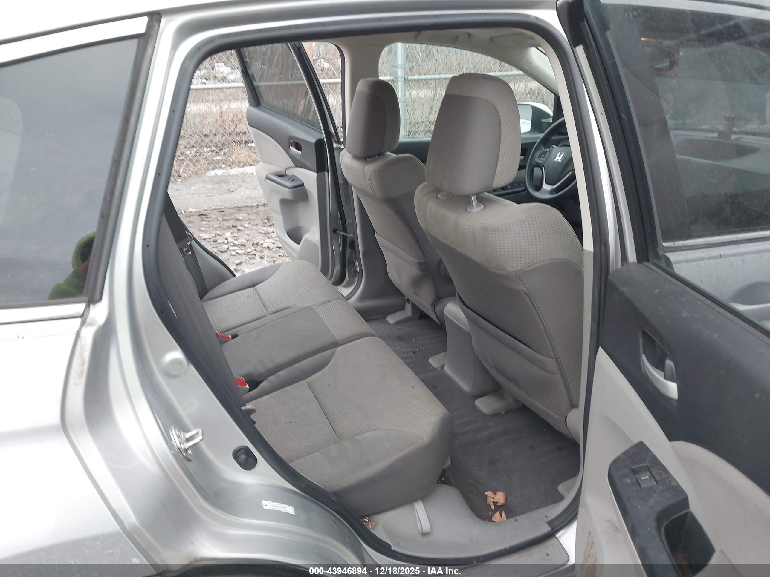 HONDA CR-V image 8