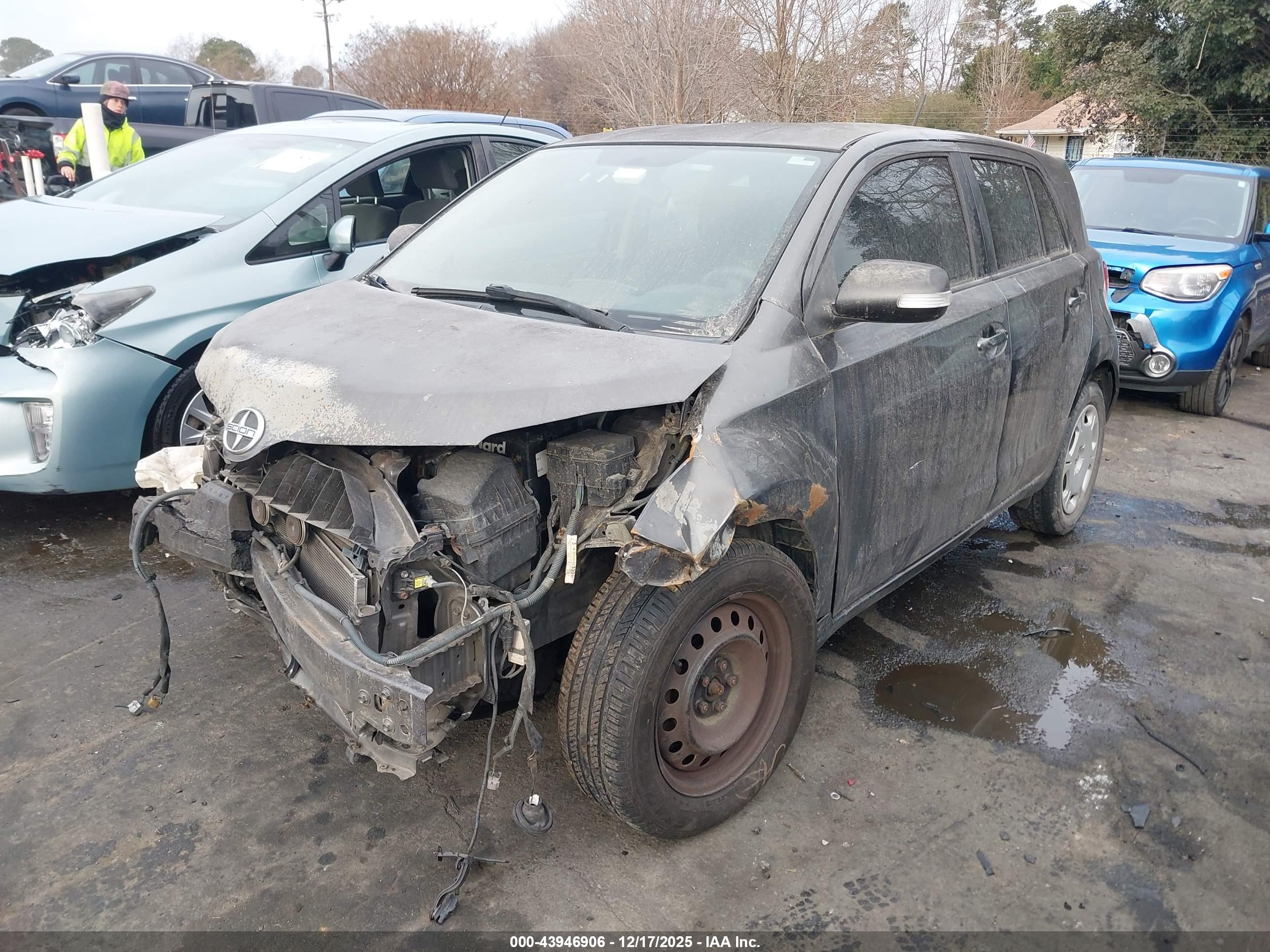 SCION XD image 2