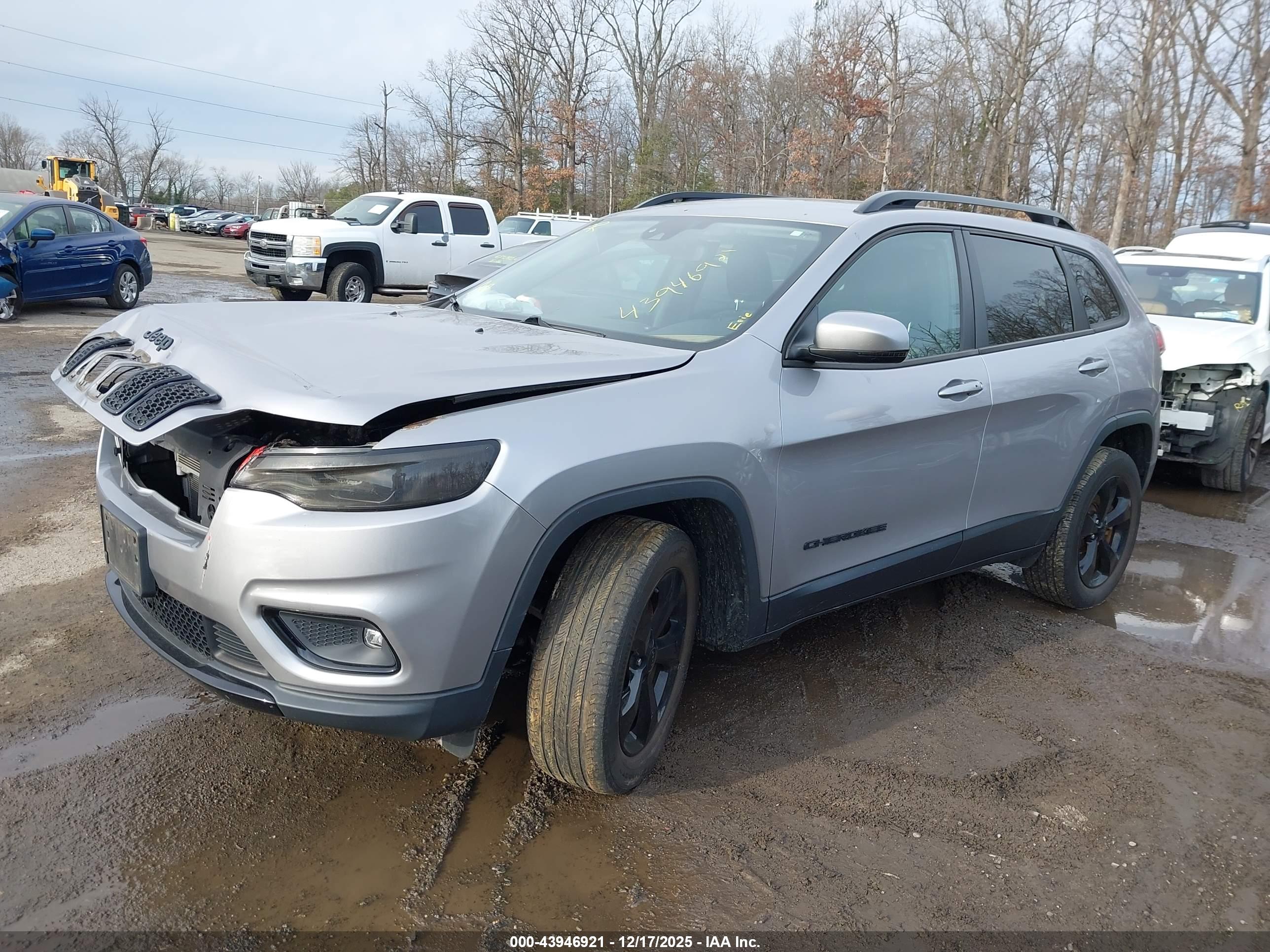JEEP CHEROKEE image 2