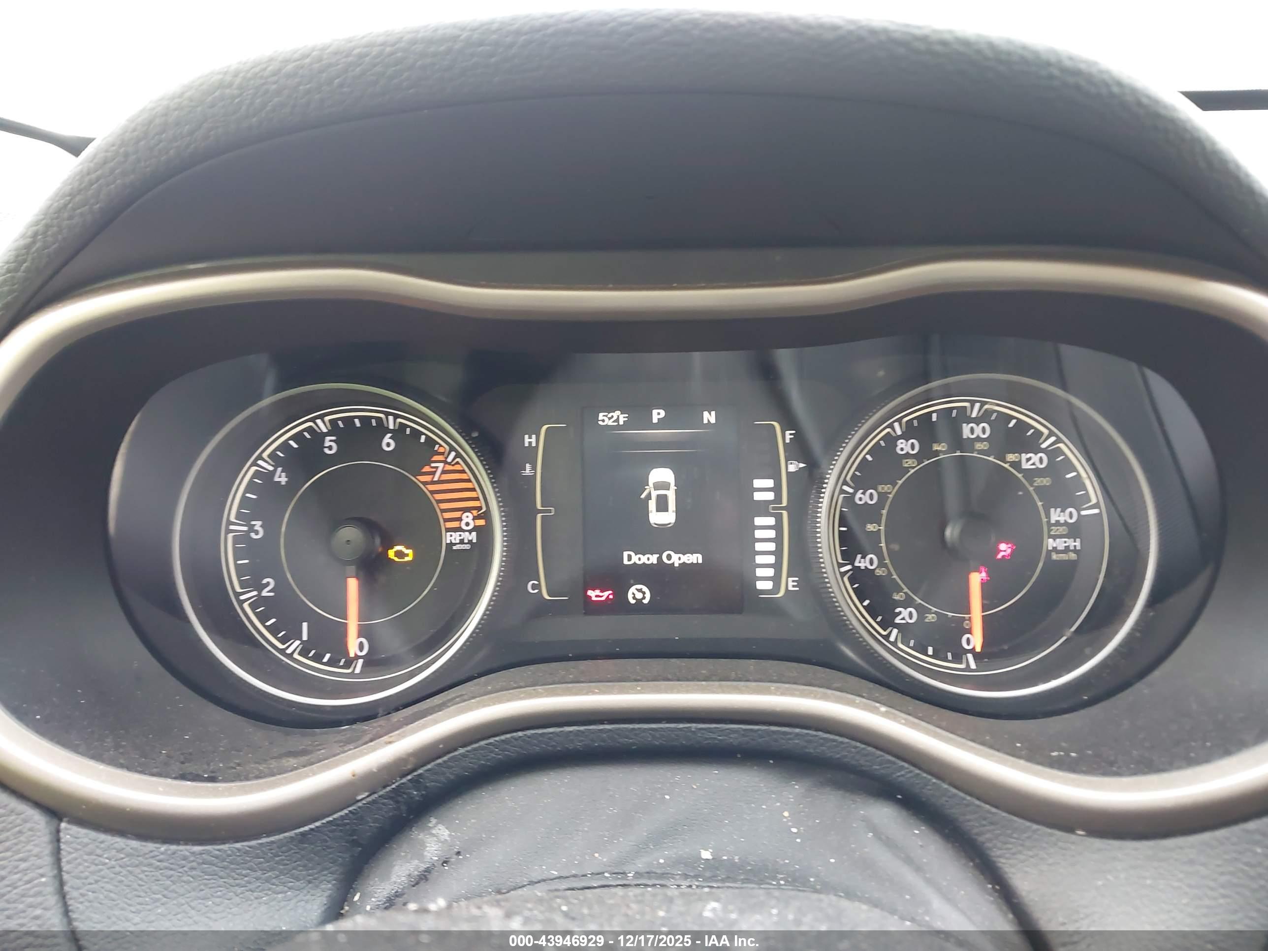 JEEP CHEROKEE image 7