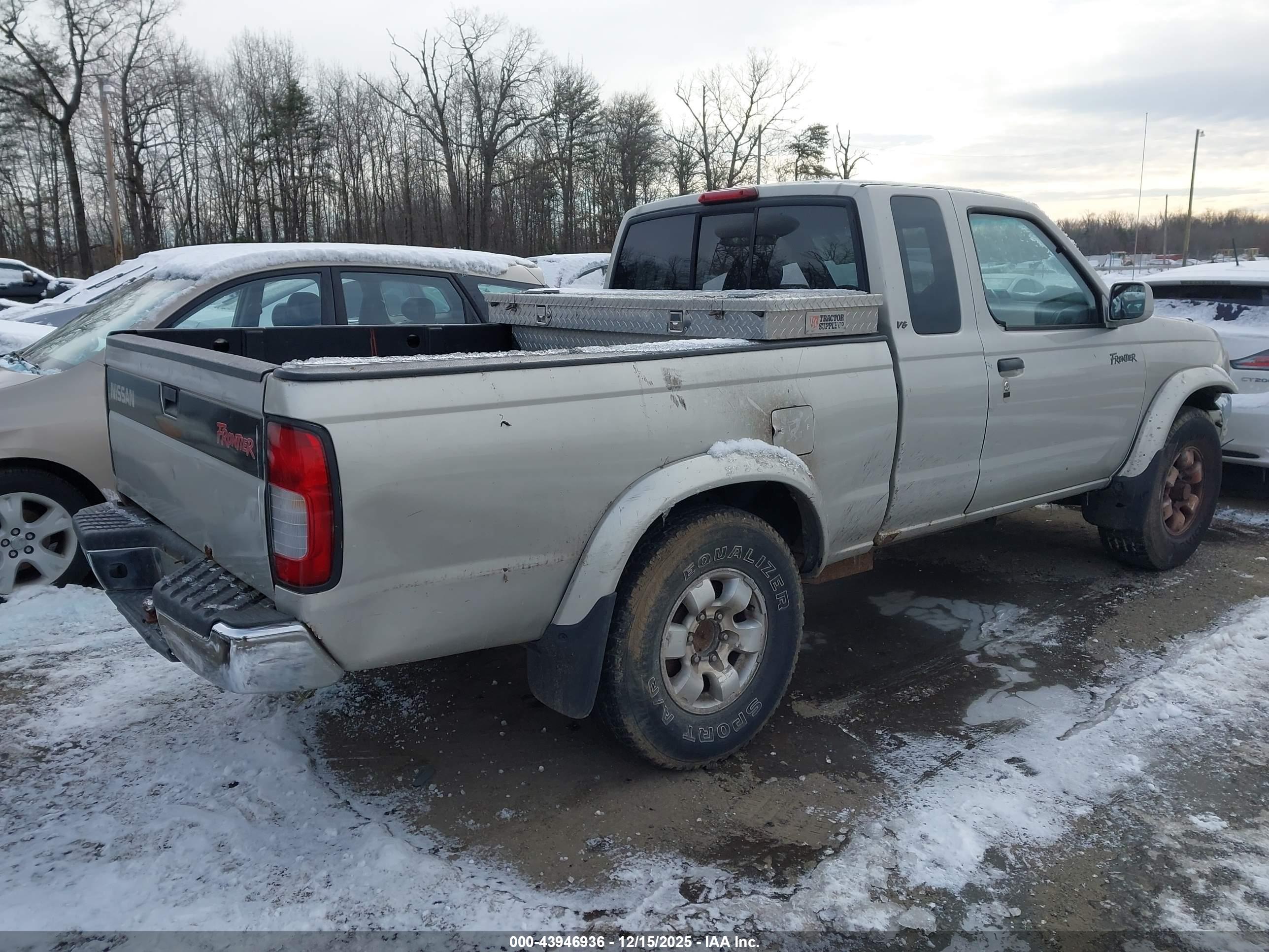 NISSAN FRONTIER image 4