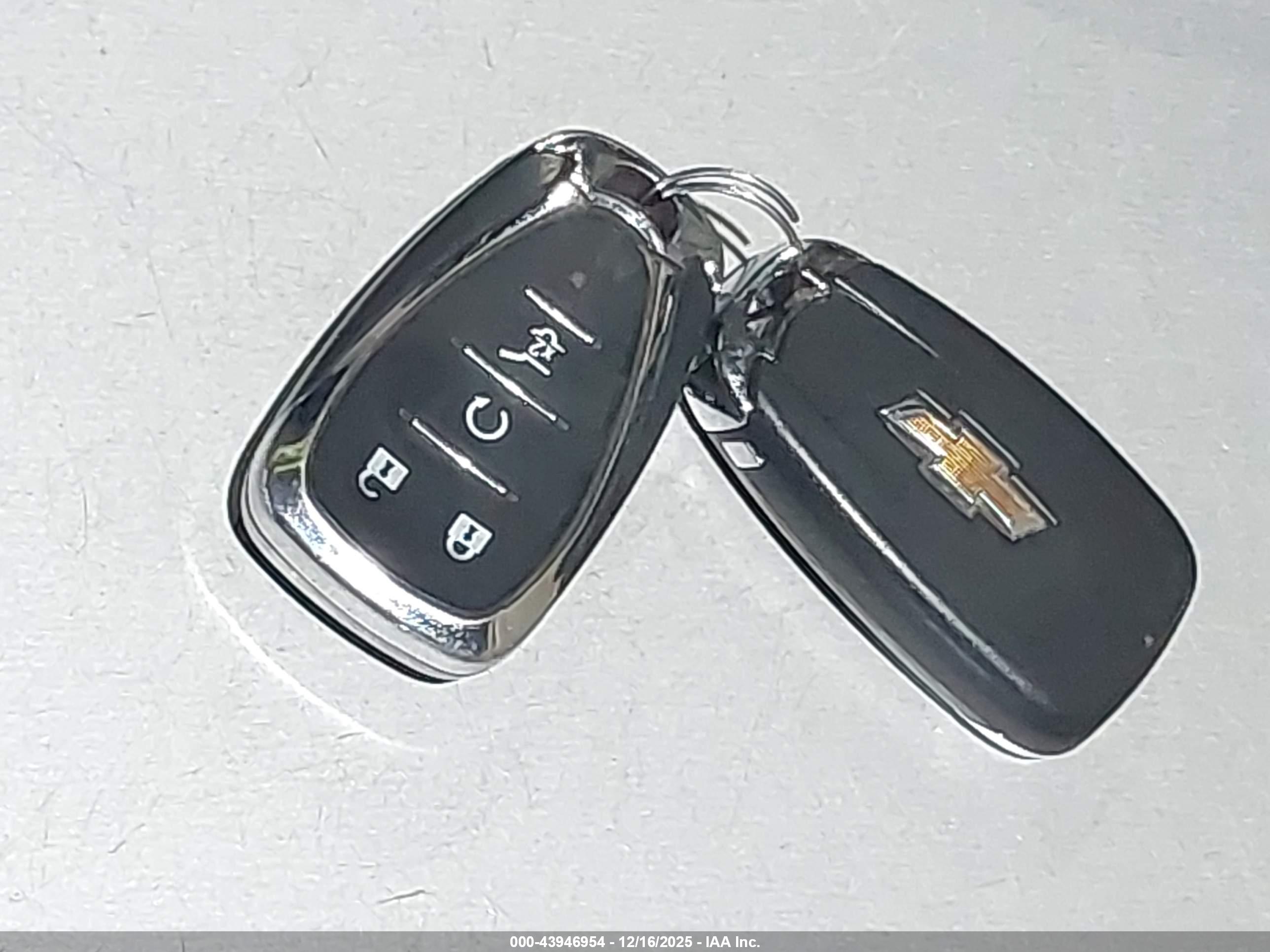 CHEVROLET BLAZER image 11