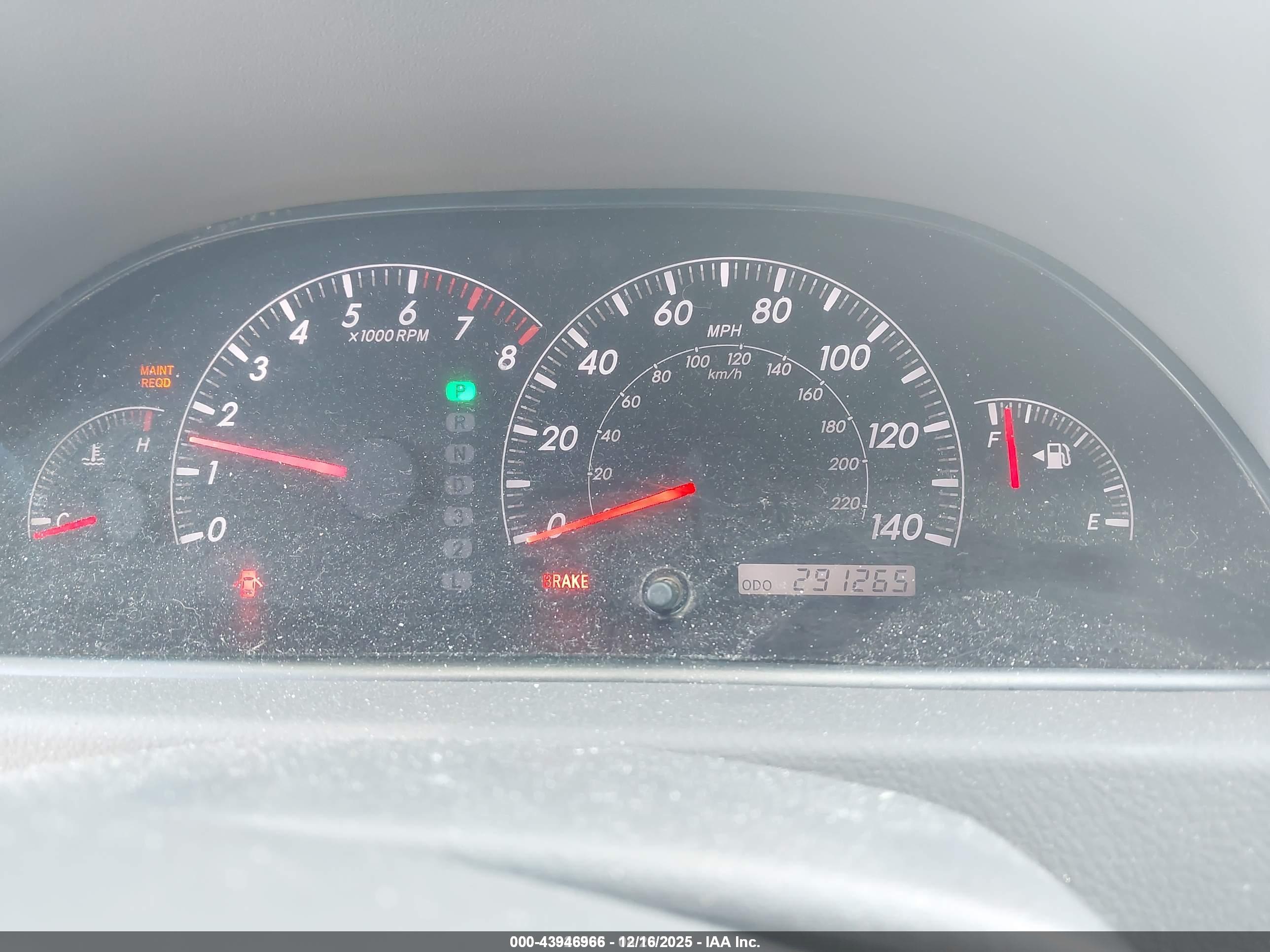 TOYOTA CAMRY image 7