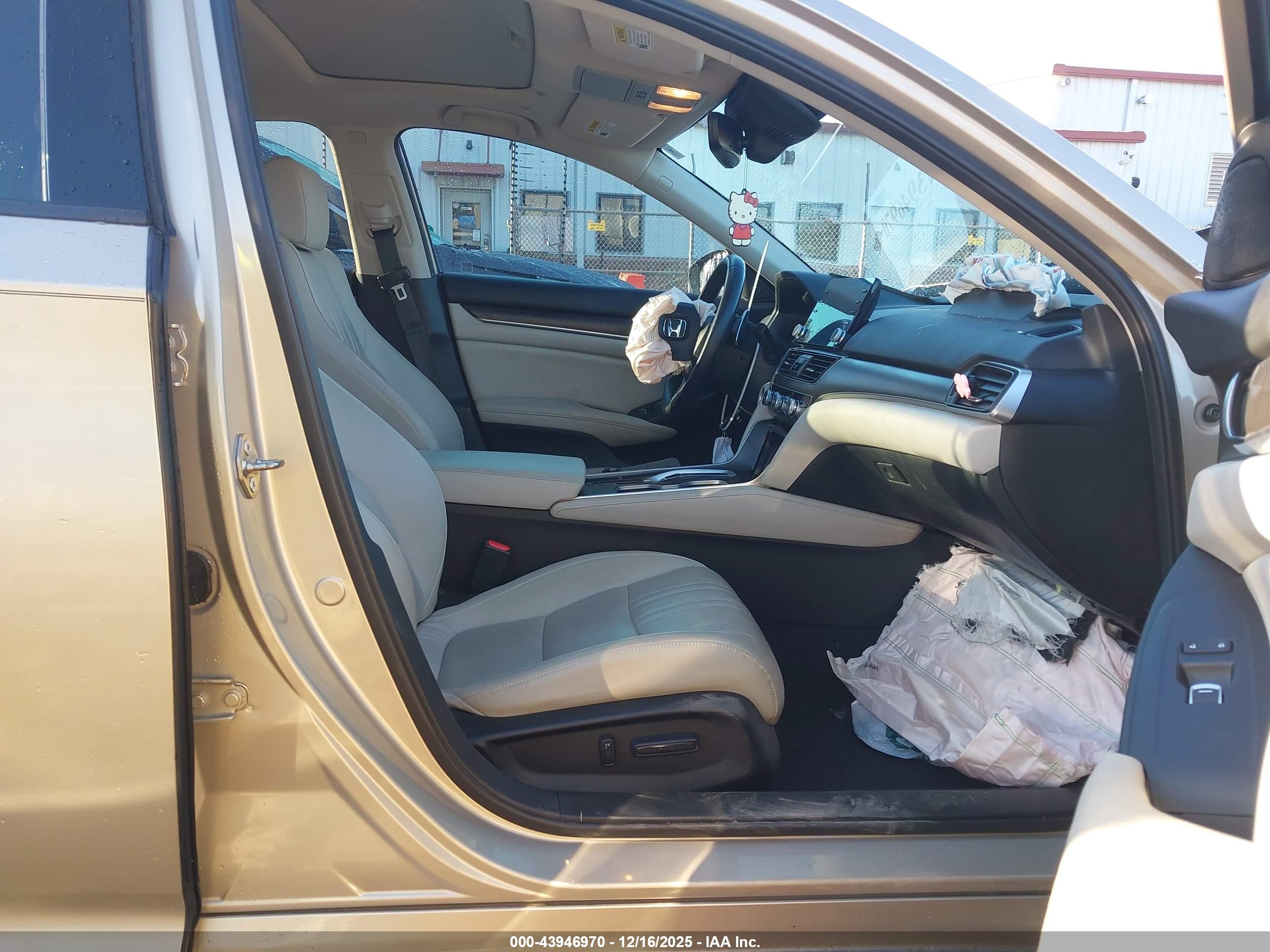 HONDA ACCORD image 5