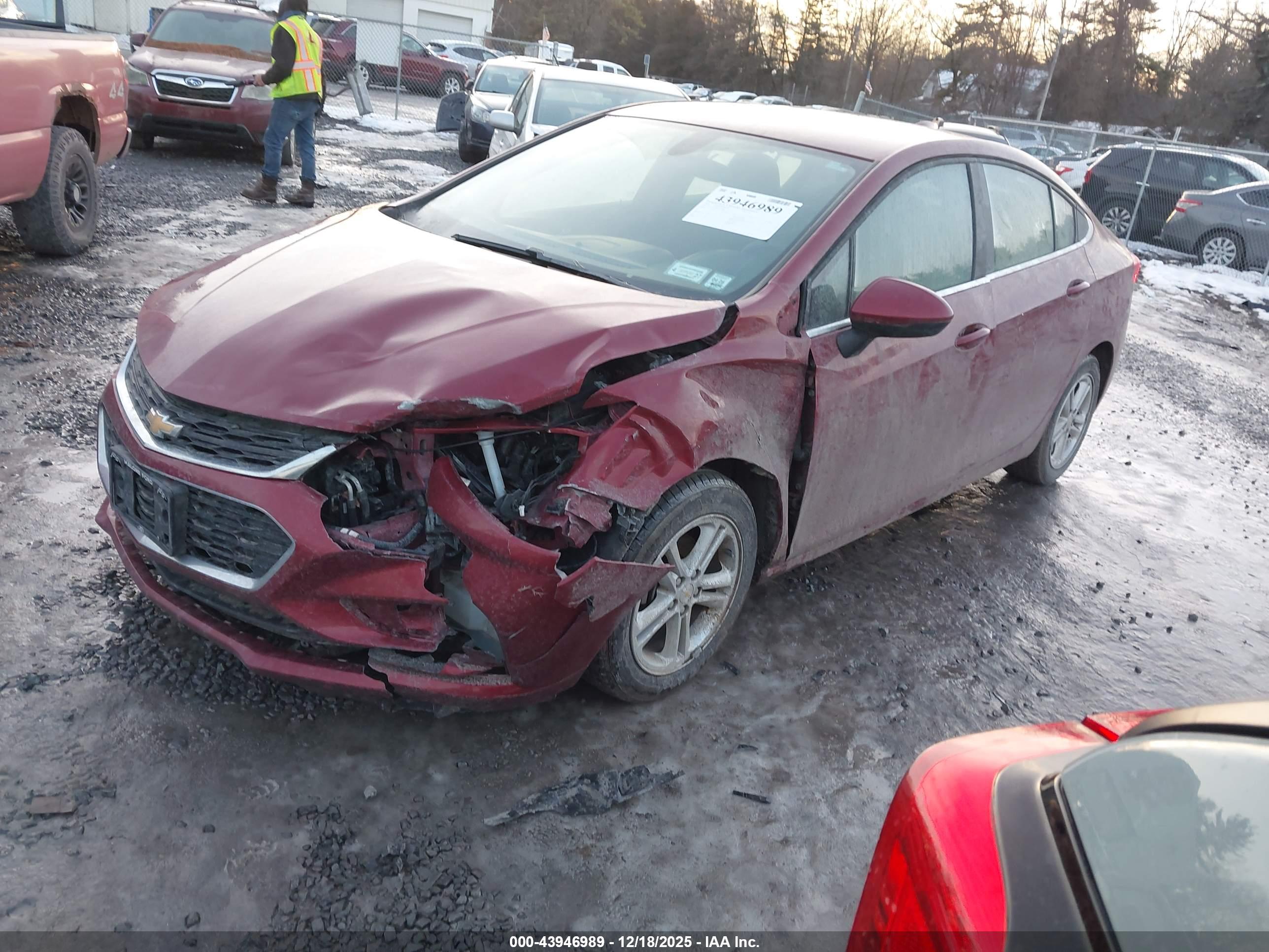 CHEVROLET CRUZE image 2