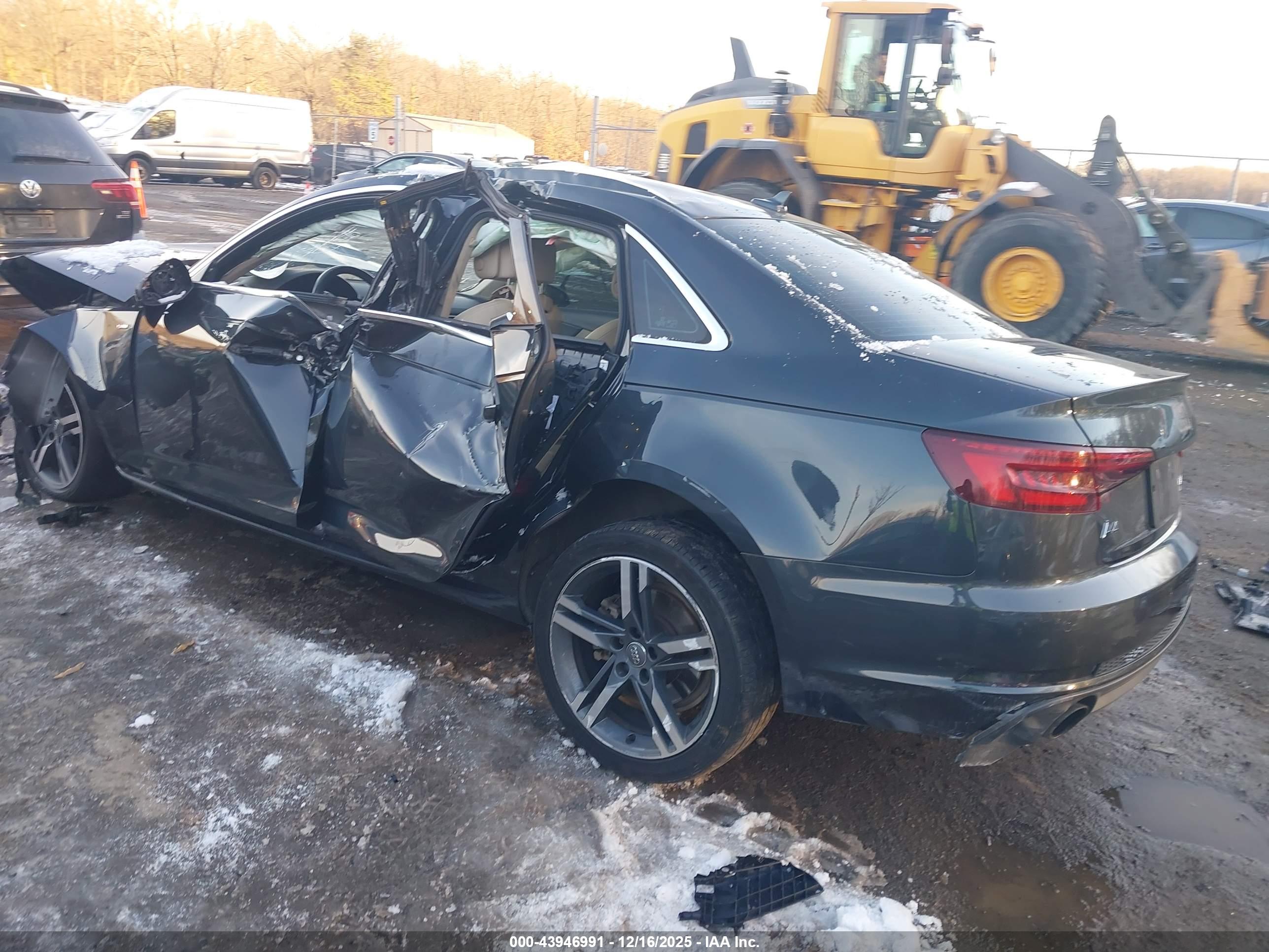 AUDI A4 image 3