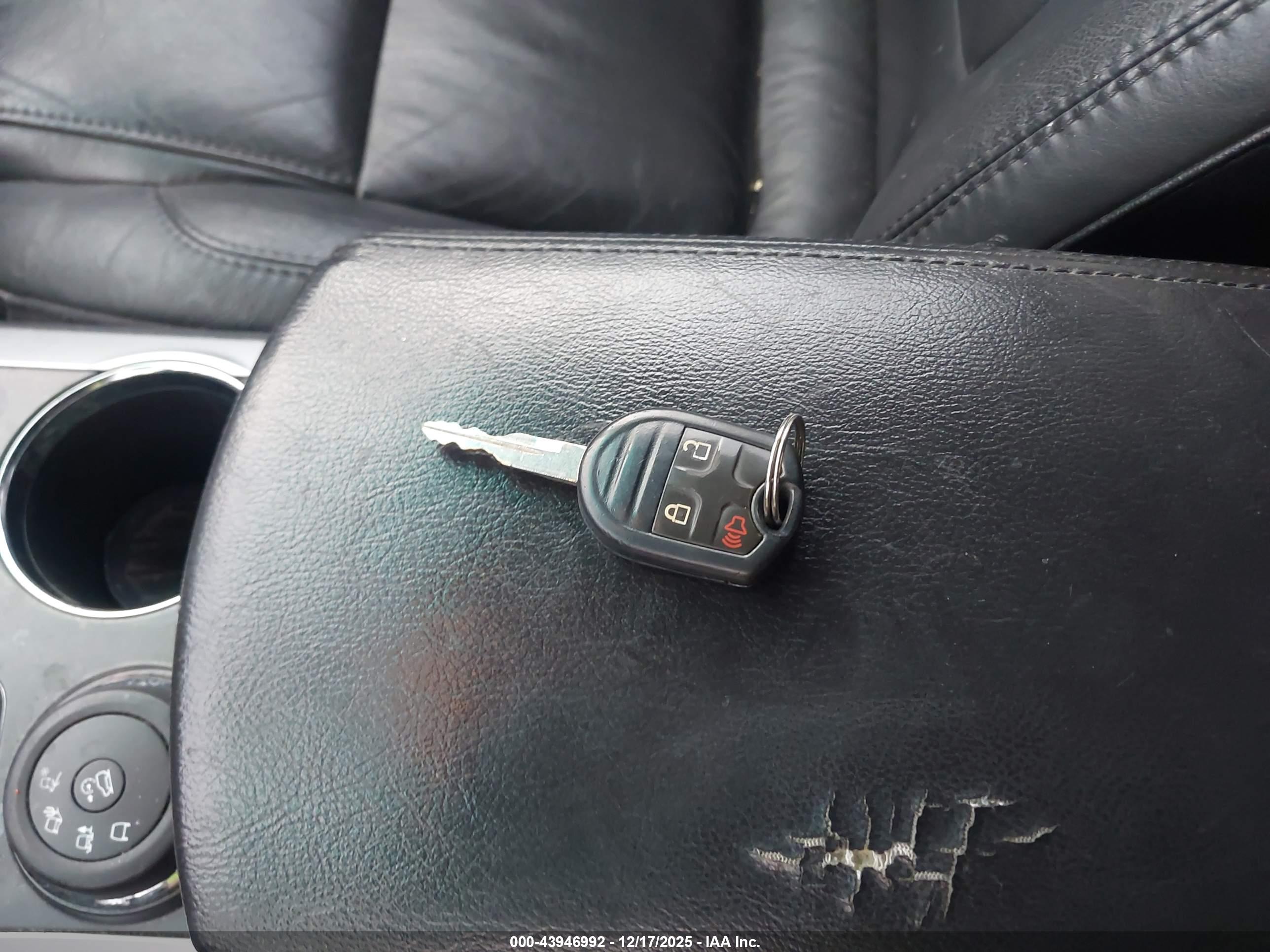FORD EXPLORER image 11