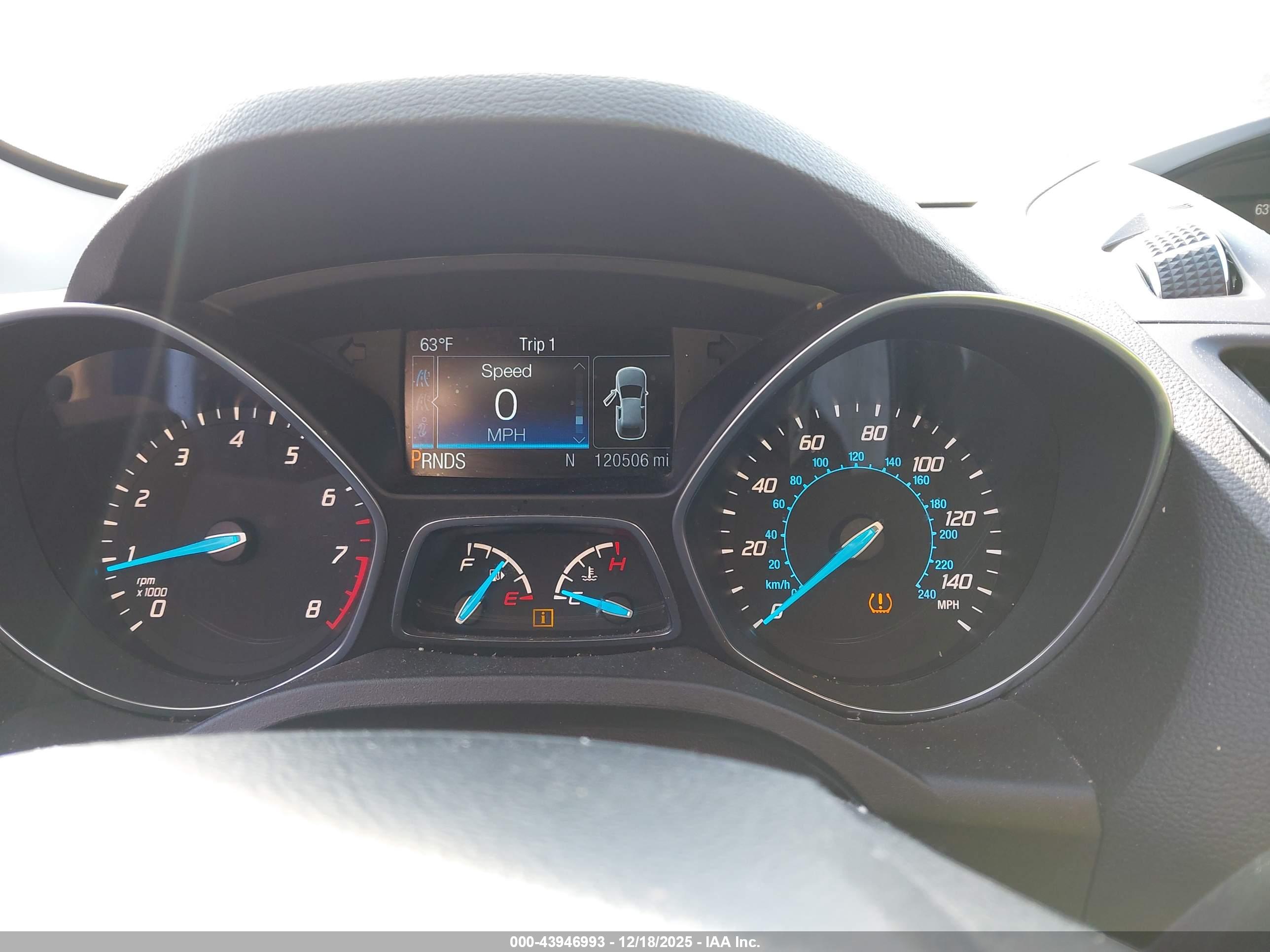 FORD ESCAPE image 7