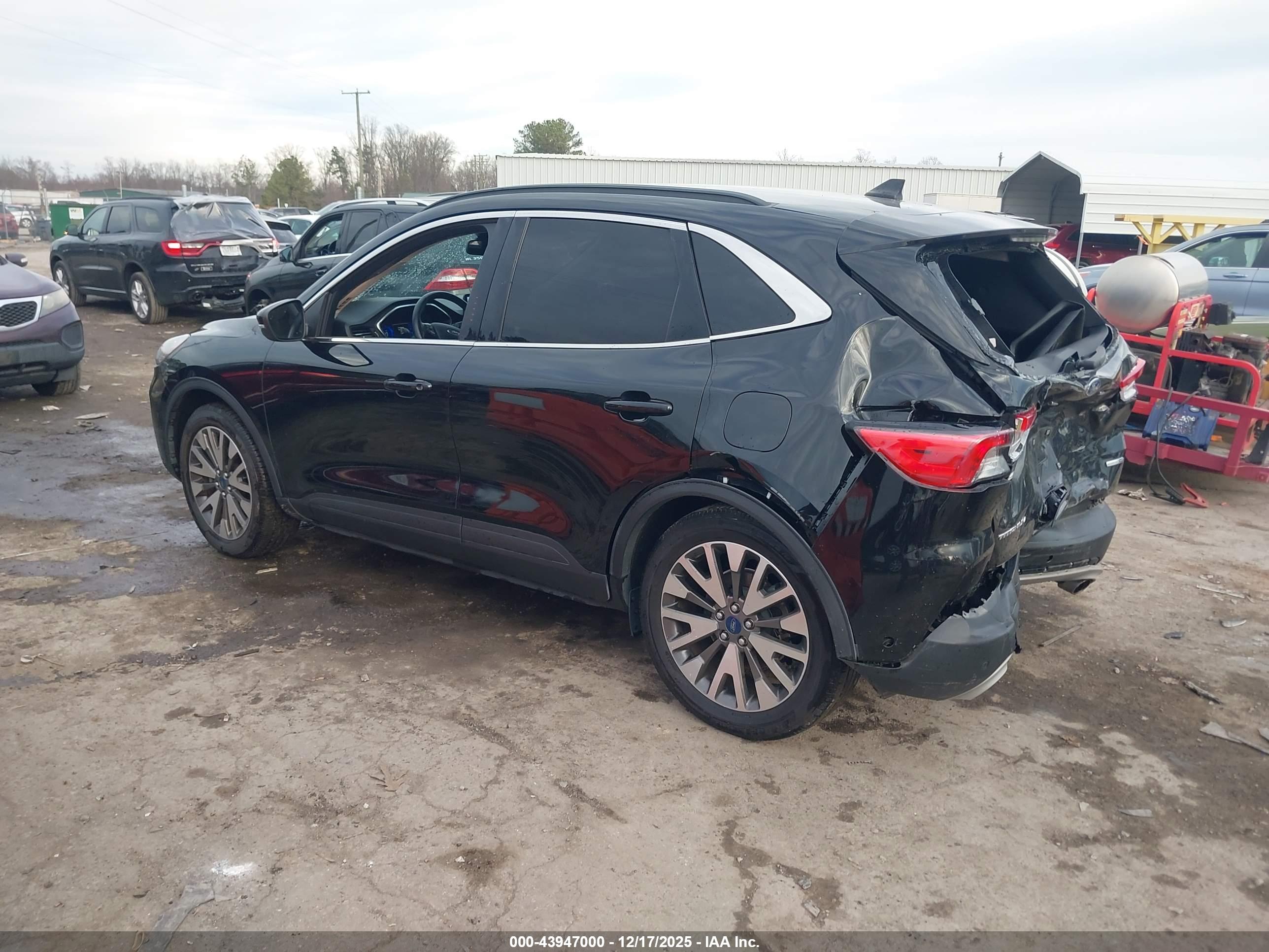 FORD ESCAPE image 3