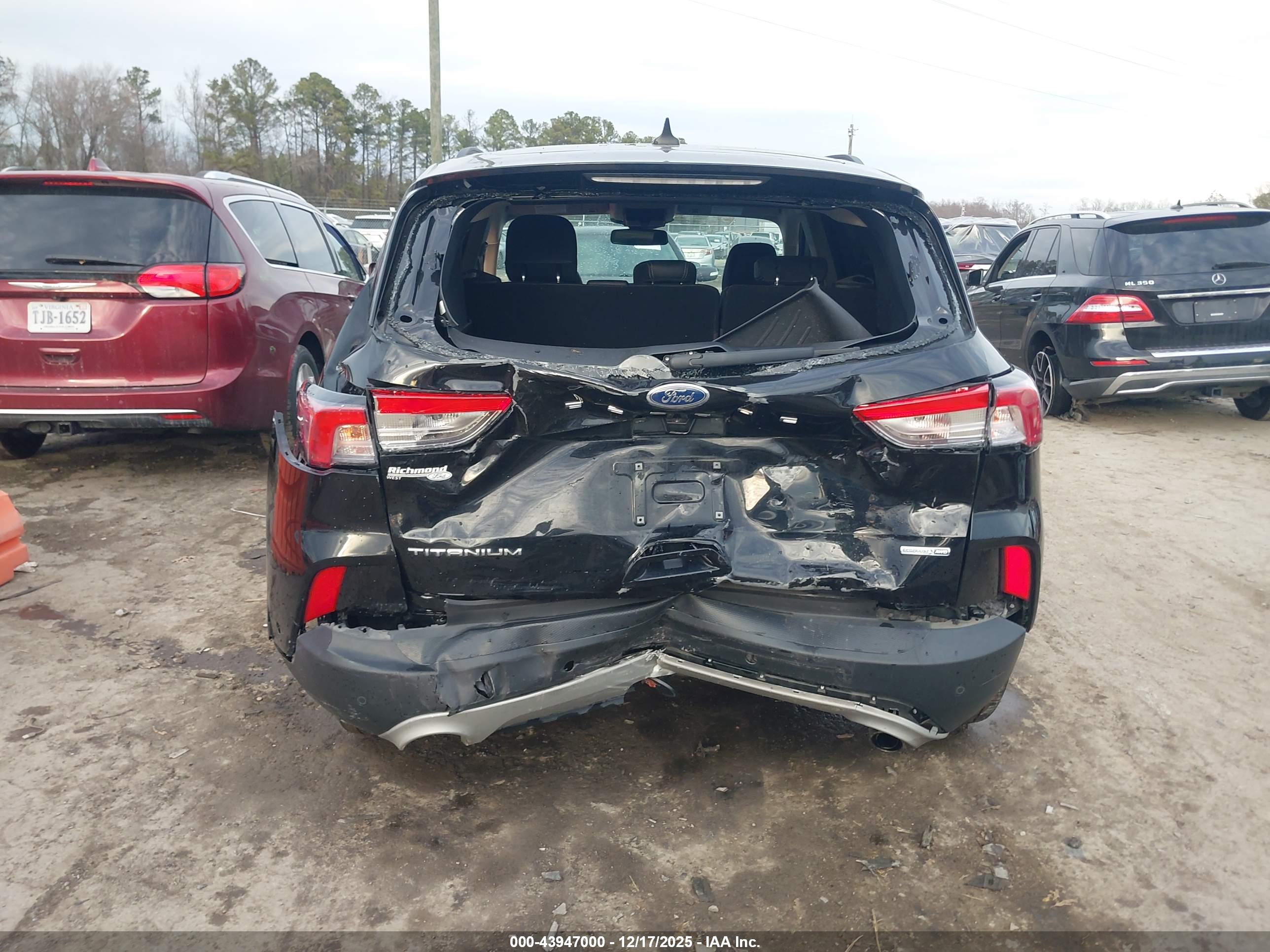 FORD ESCAPE image 6